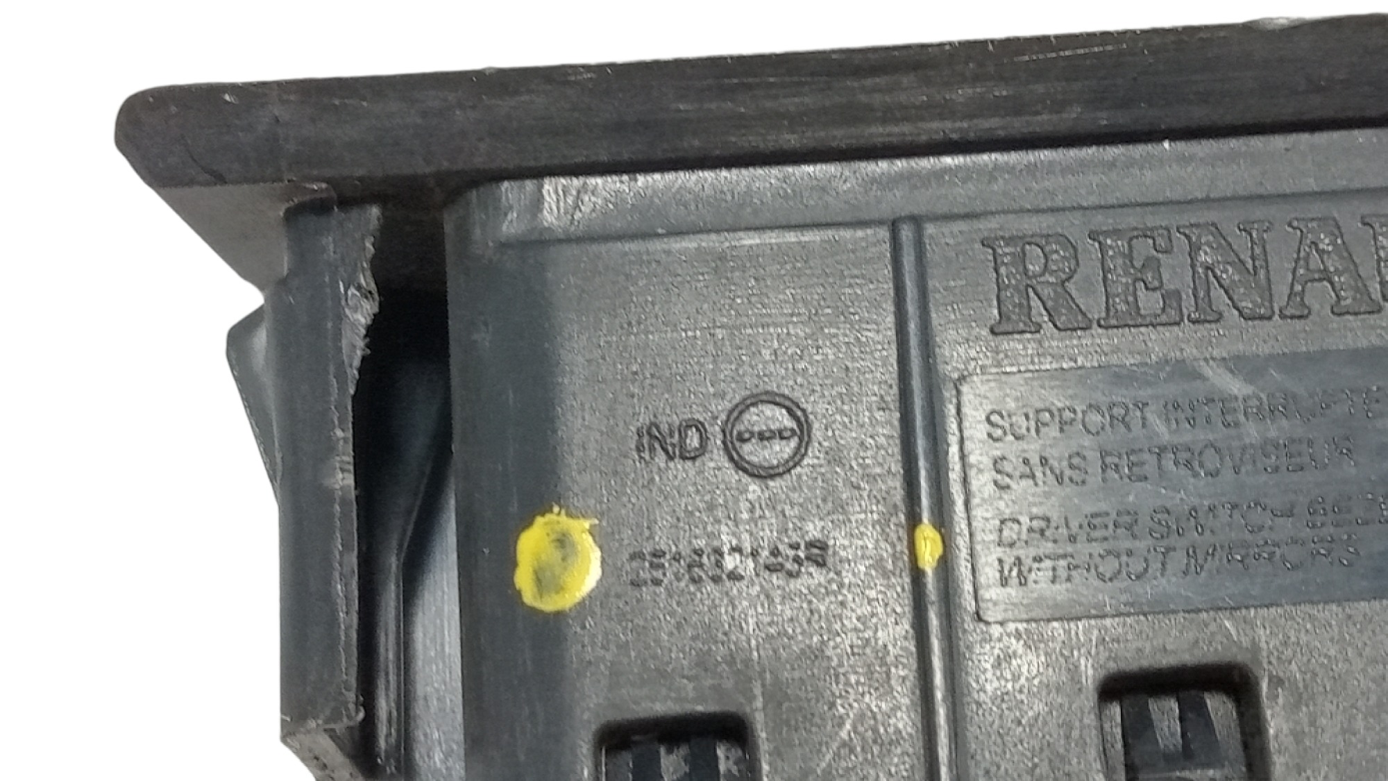 Botão Alarme Estacionamento Renault Sandero Stepway  V346 9