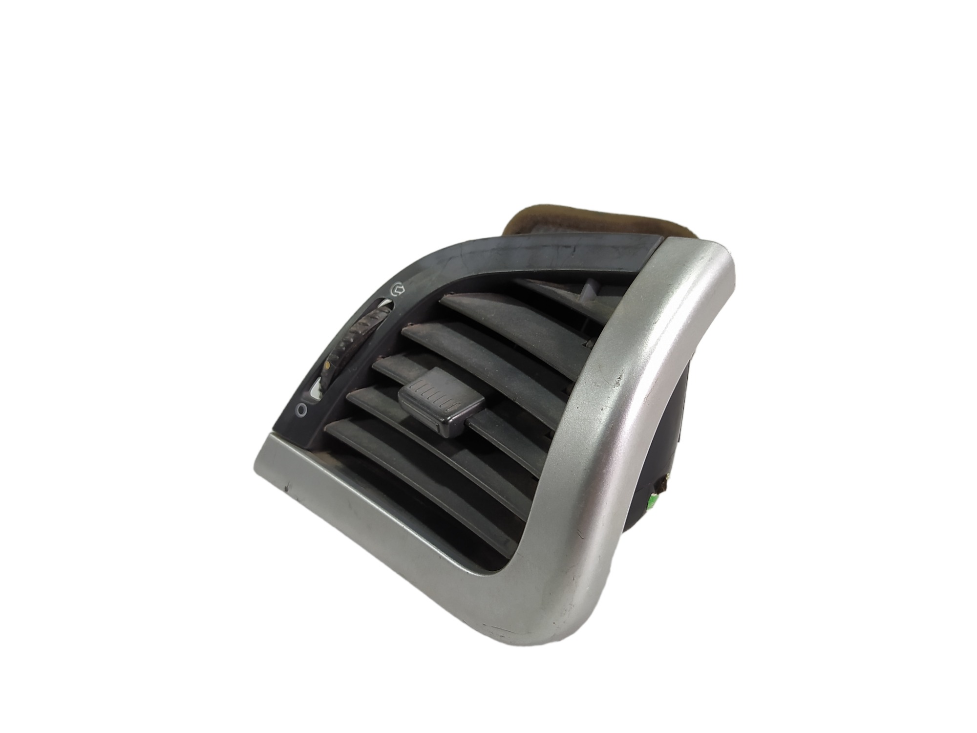 Difusor De Ar Direito Peugeot 207 2011 9683399780 Vl 4