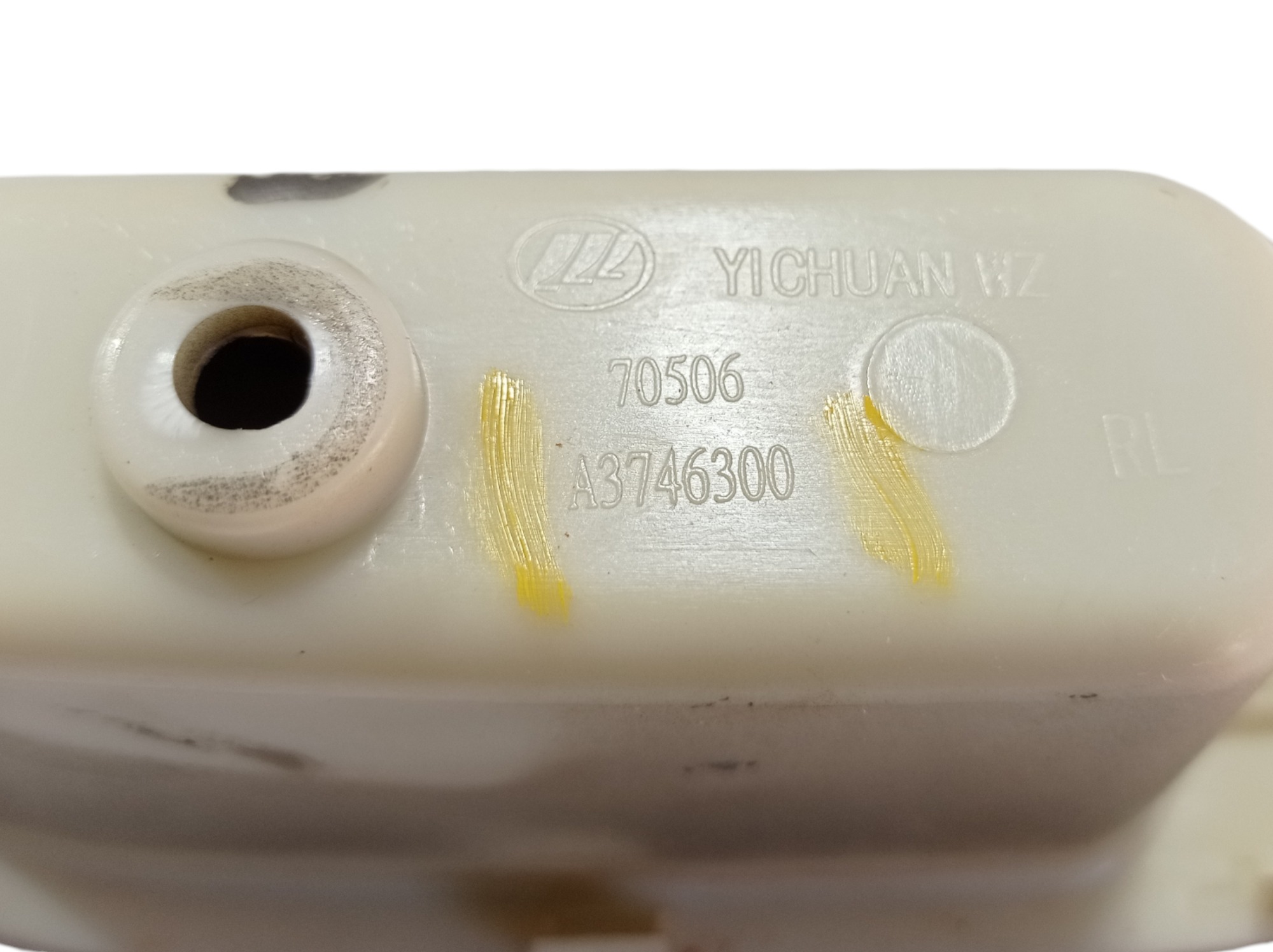 Moldura Botão Vidro Porta Traseira Esquerda 530 2015 V567 8