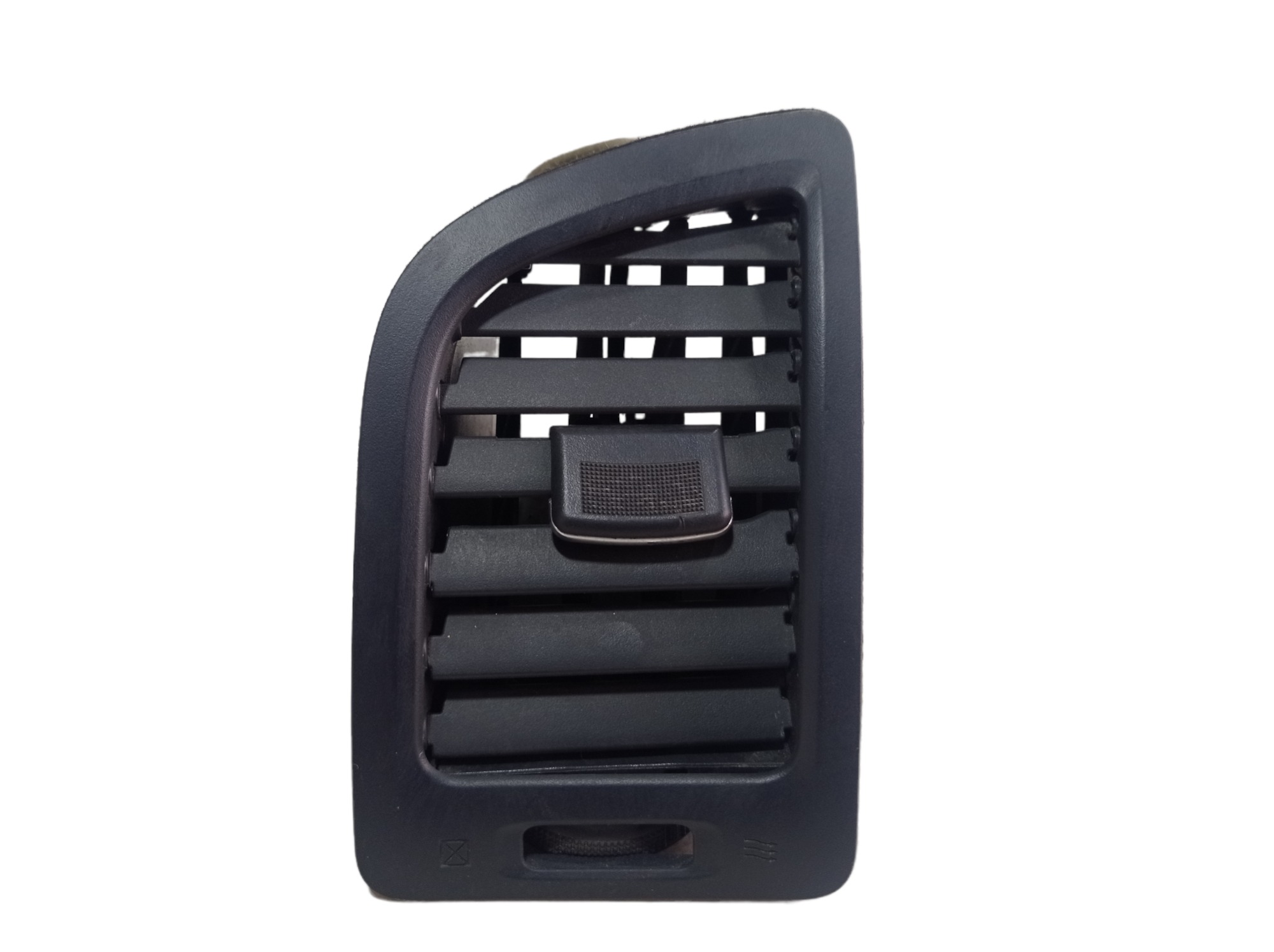 Difusor De Ar Esquerdo Nissan Altima Sl 2014 V465 2