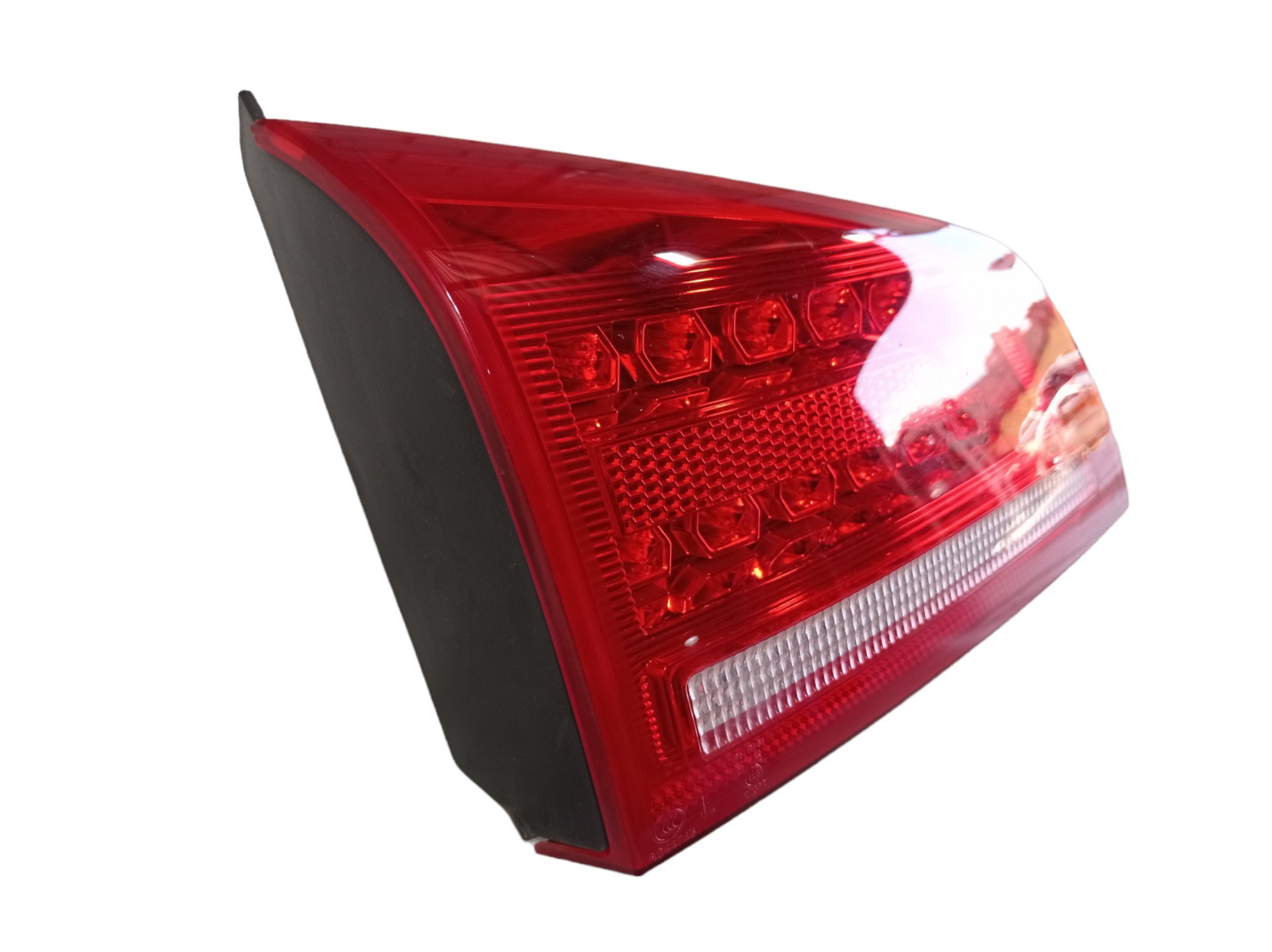 Lanterna Tampa Traseira Esquerda Jac T6 2.0 16v 2016 V475  Esquerdo/motorista Vermelho