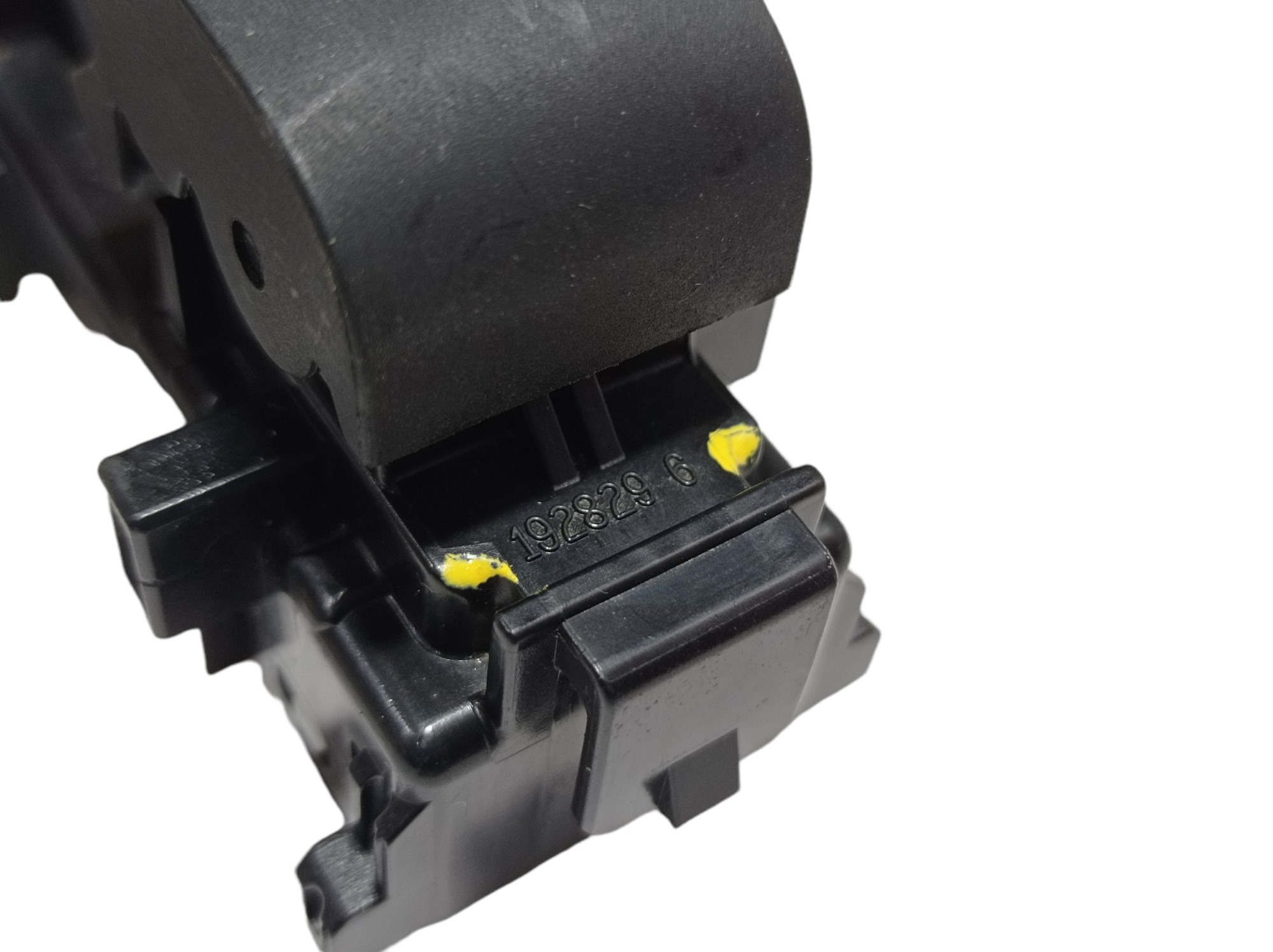 Botão Vidro Elétrico Dianteiro Direito Etios 2015 V287 8