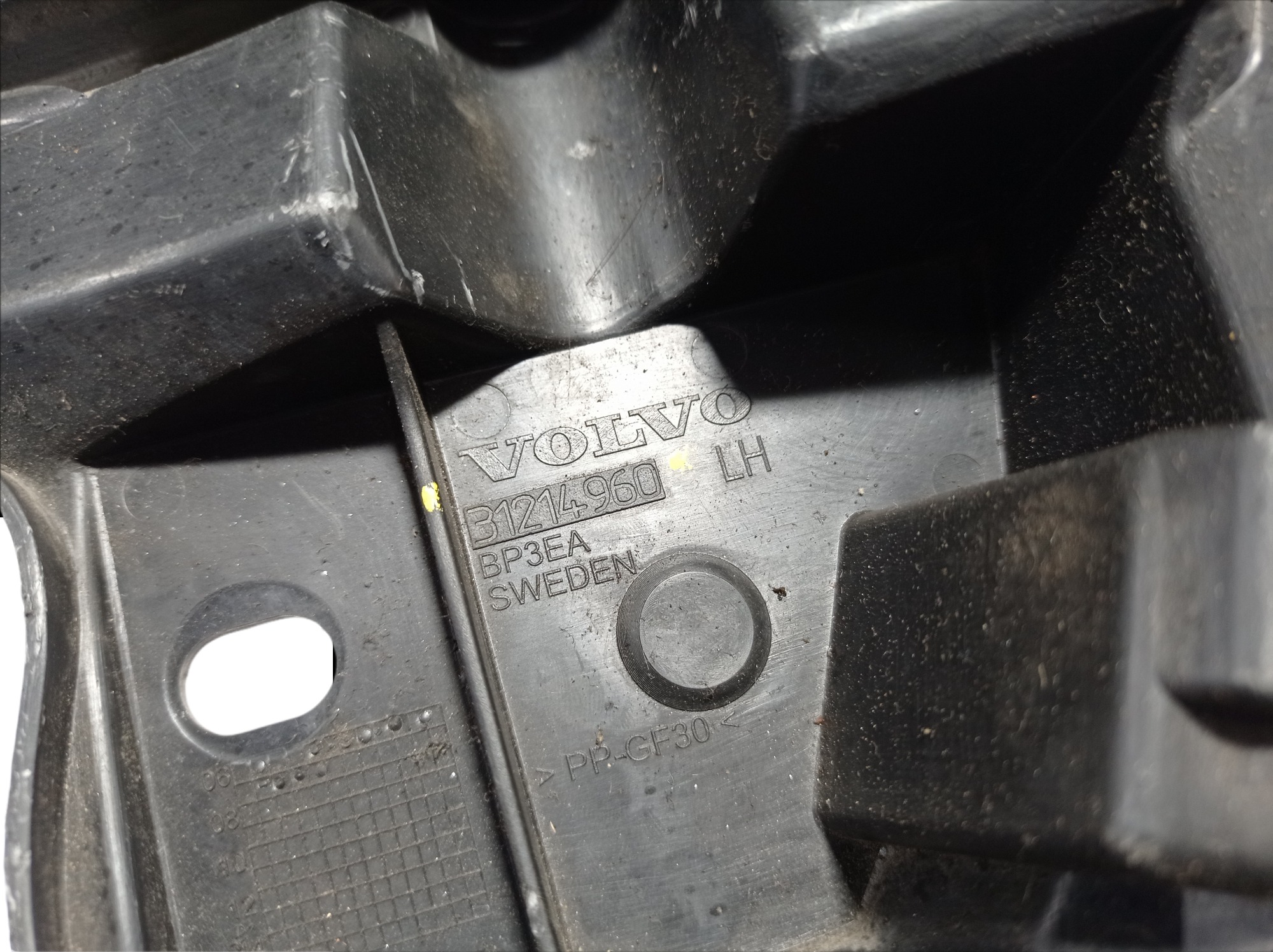 Guia Parachoque Dianteiro Esquerdo Volvo Xc70 2007 V64 6