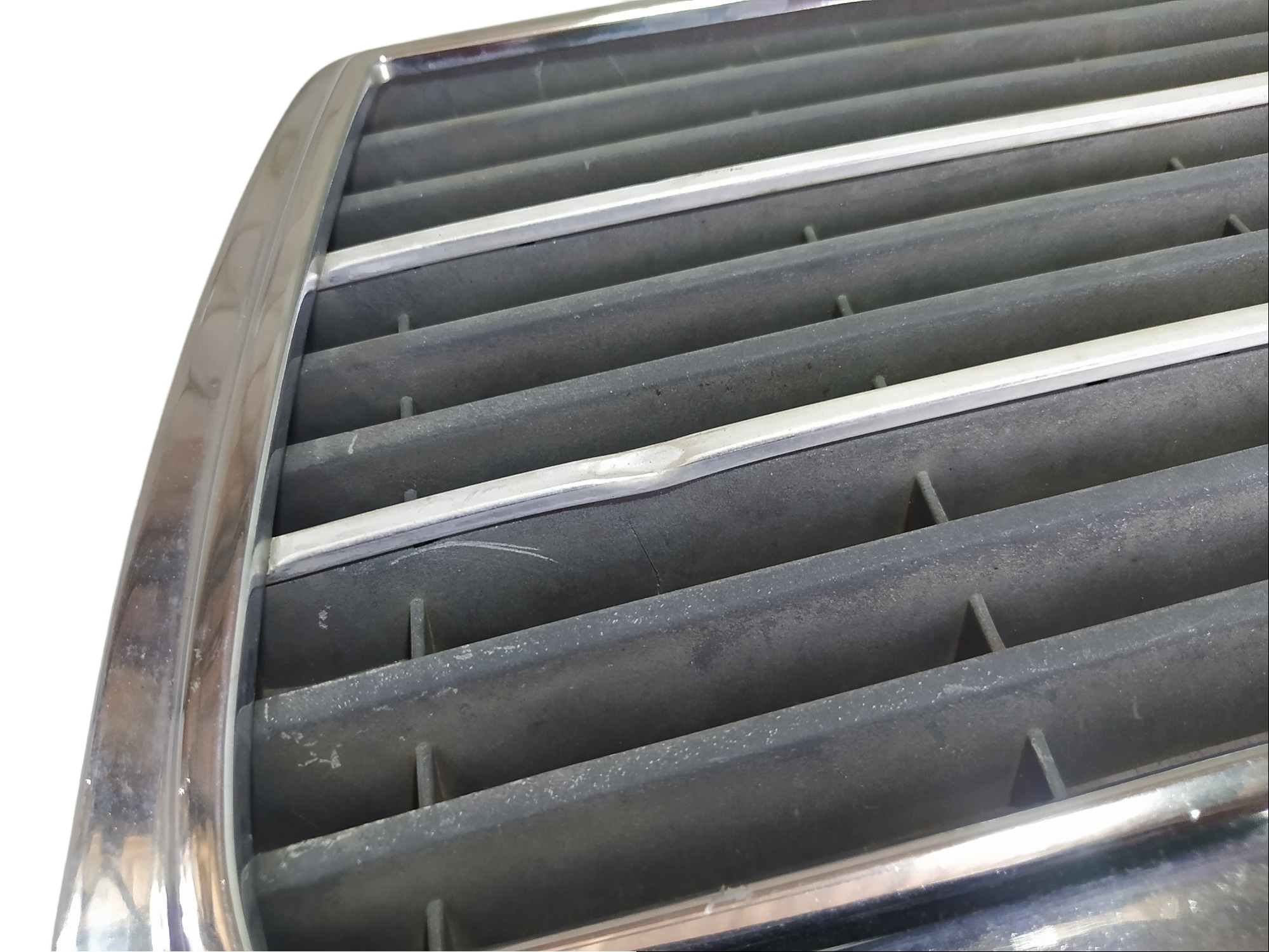 Grade Frontal Mercedes C230 2.3 1998 V483 10