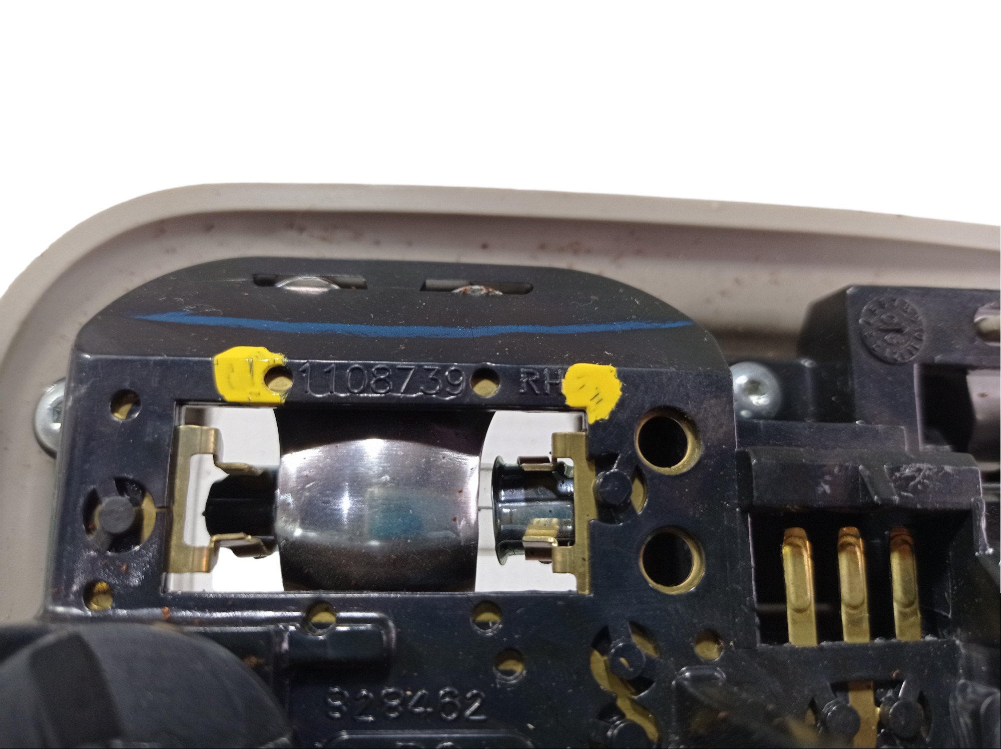 Luz Cortesia Traseira Direita Grand Caravan 2006 V487 8