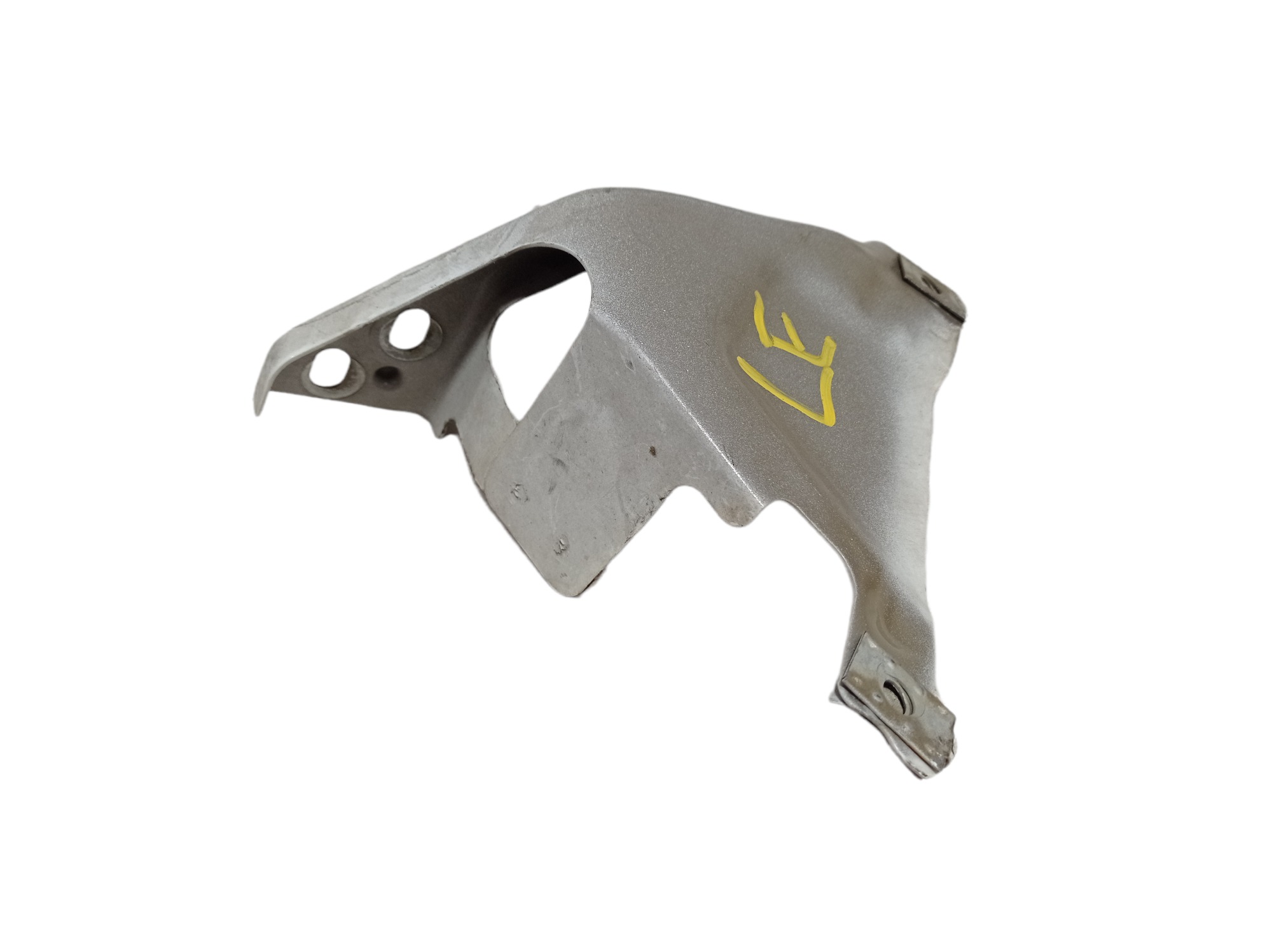 Suporte Parachoque Lateral Esquerdo Gm Spin 1.8 2013 V318 2