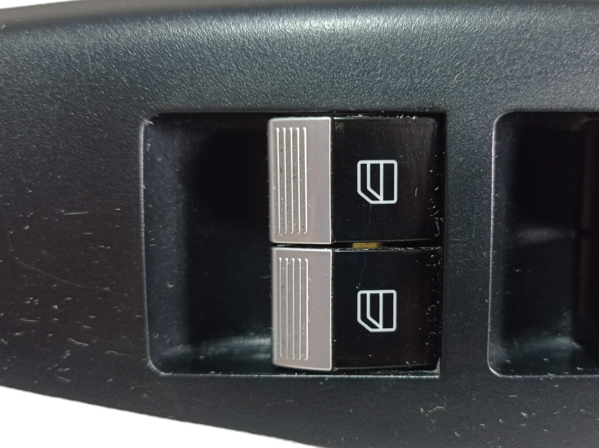 Moldura Botao Vidro Dianteiro Esquerdo Lifan X60 2015 V466 7
