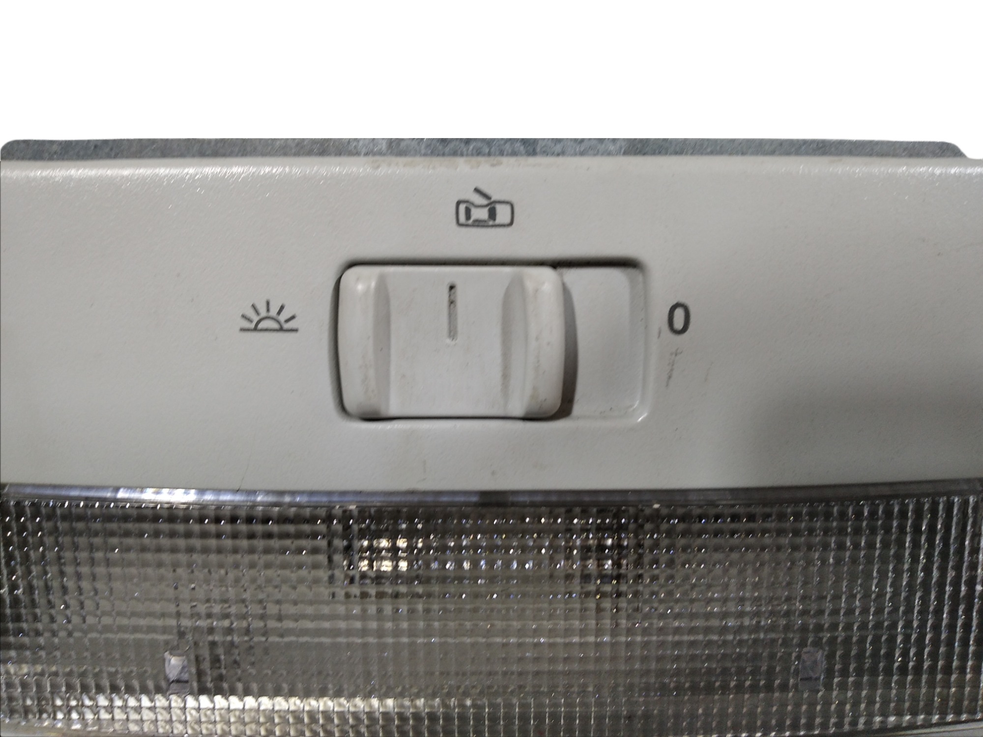 Luz Cortesia Vw Voyage 1.0 2010 6q0947105 V251 8