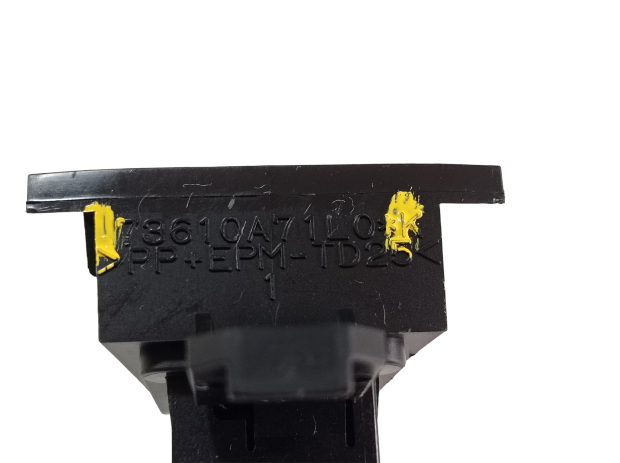 Botão Pisca Alerta Suzuki Switf Sport 2015 73610a71l0 V550 7