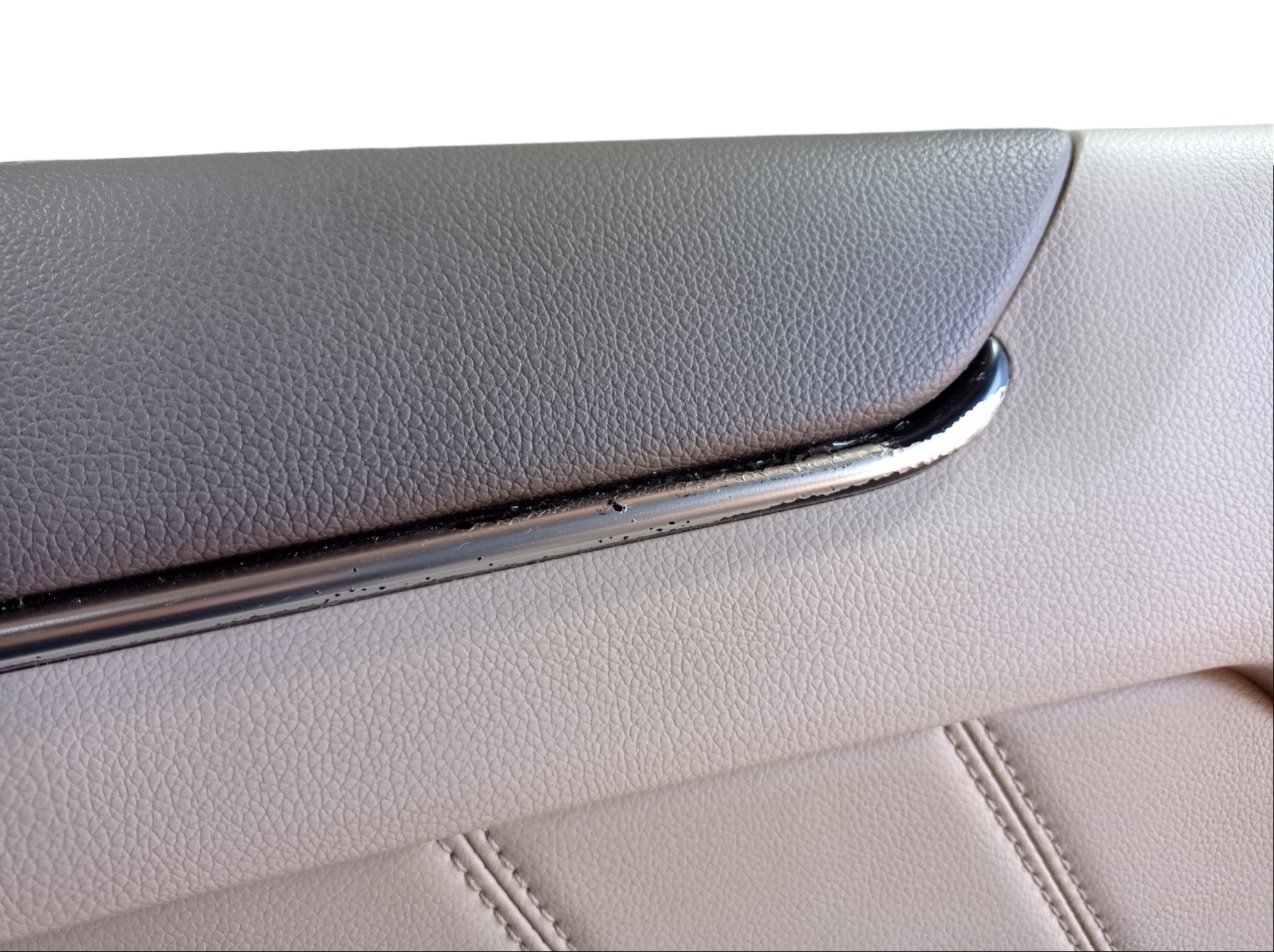 Forro Porta Dianteira Direita Kia Cadenza 2013 V547 1