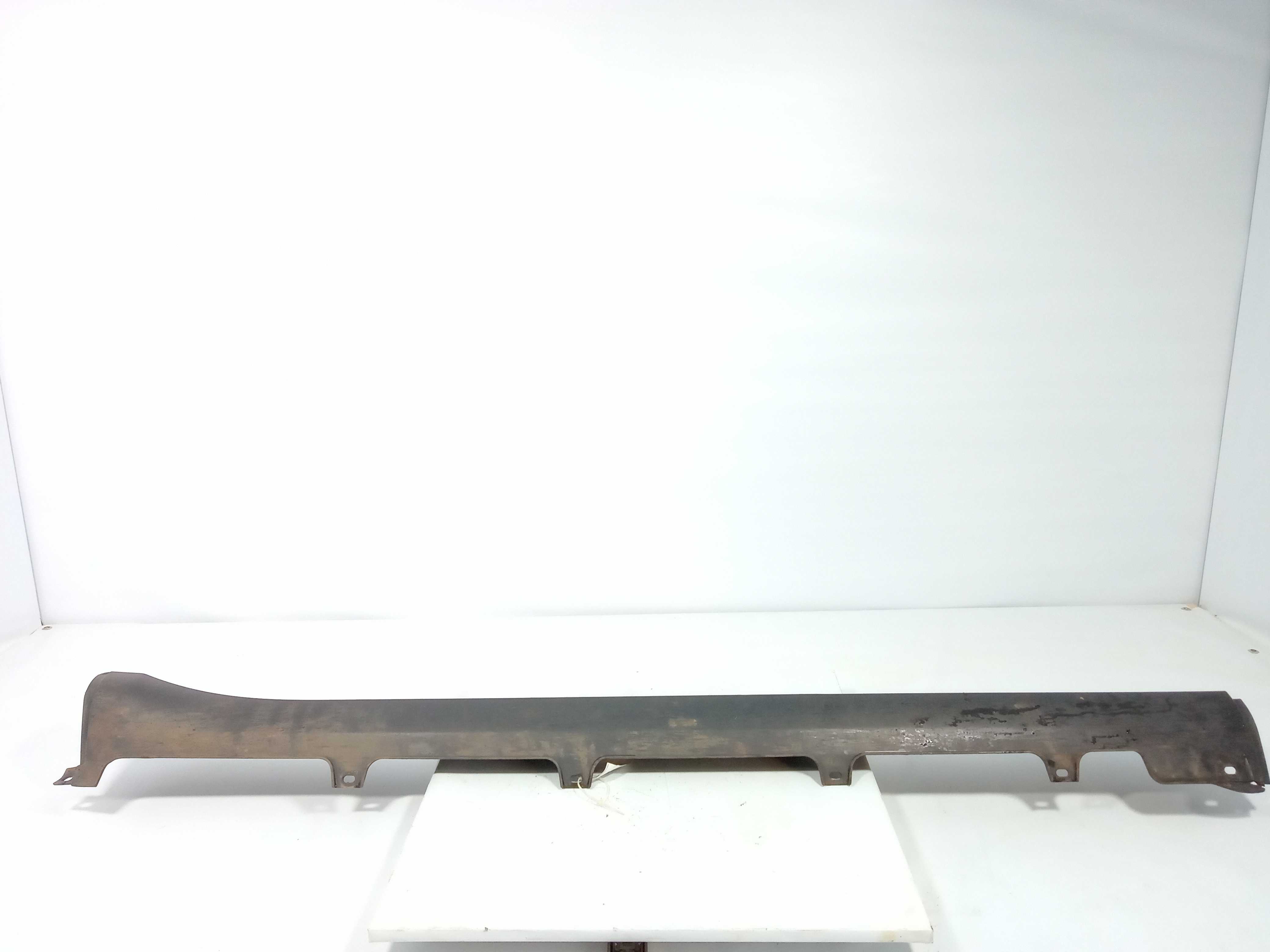 Spoiler Lateral Saia Esquerdo Fiat Toro 2016 A 2021 V347