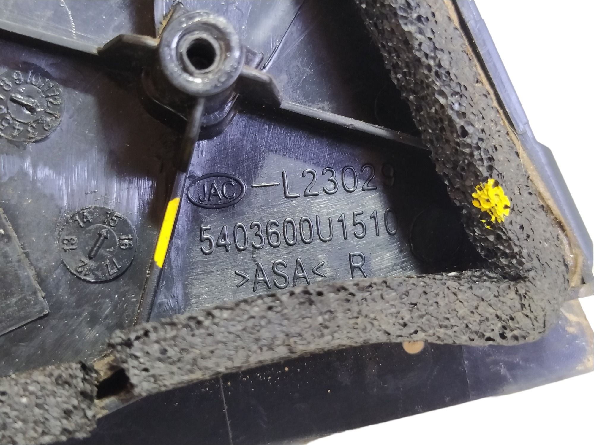 Acabamento Externo Porta Traseiro Direito Jac T6 2016 V475 8