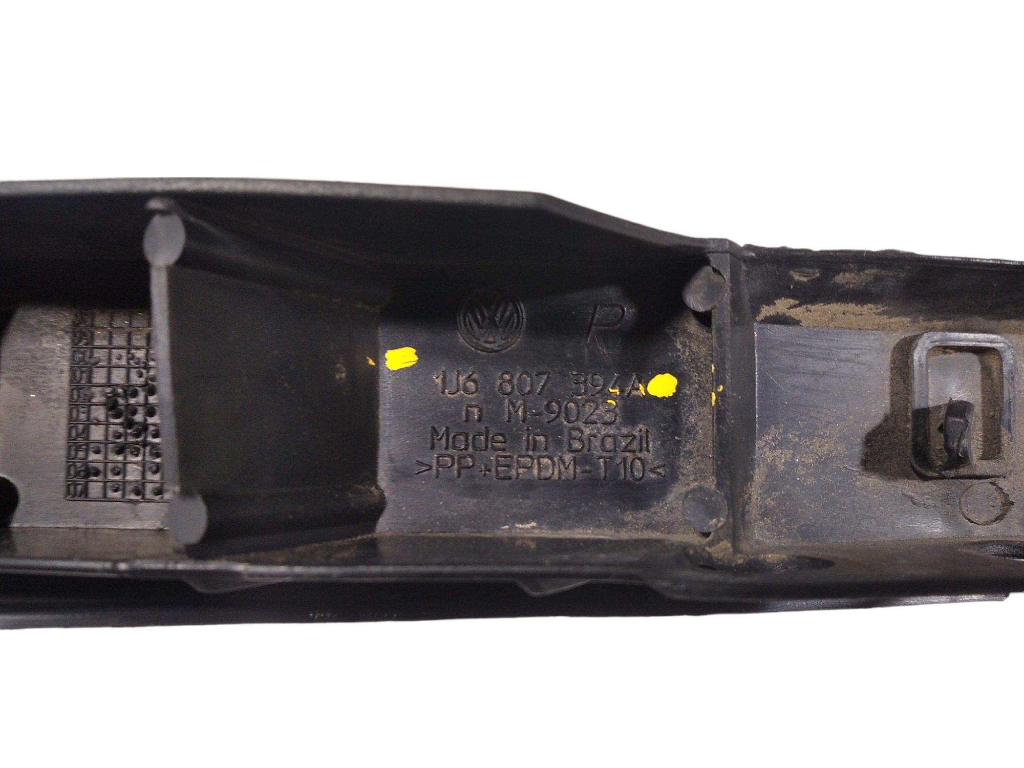 Guia Parachoque Traseiro Direito Vw Golf 2006 2010 V317 4