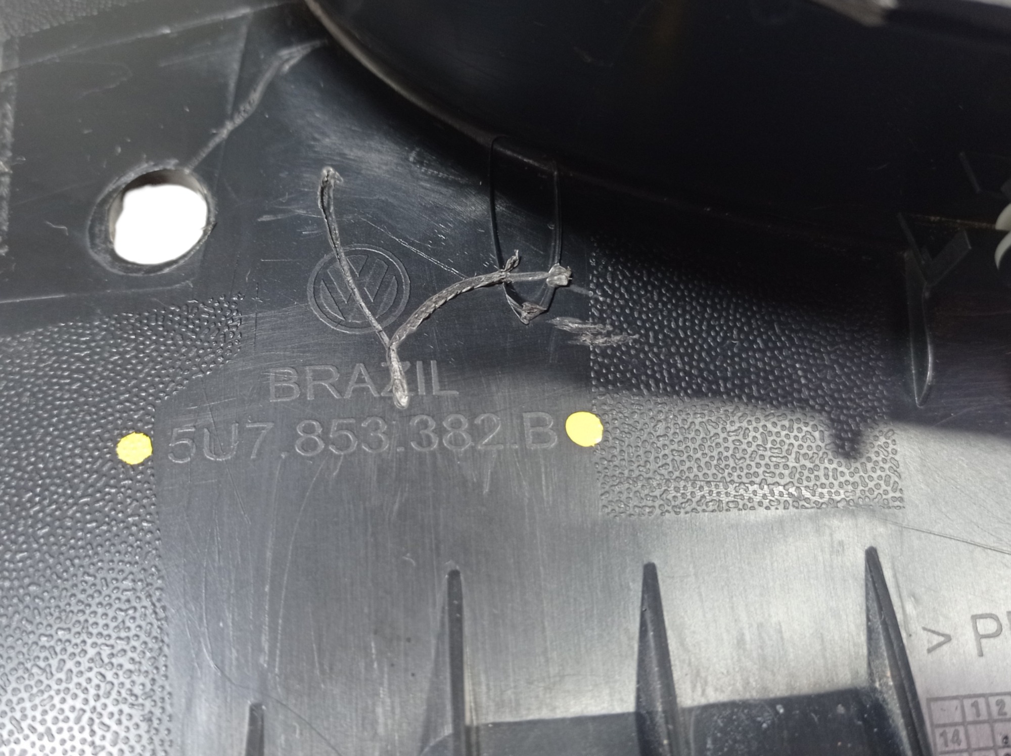 Moldura Externa Direita Caçamba Saveiro Cross 2020 V467 6