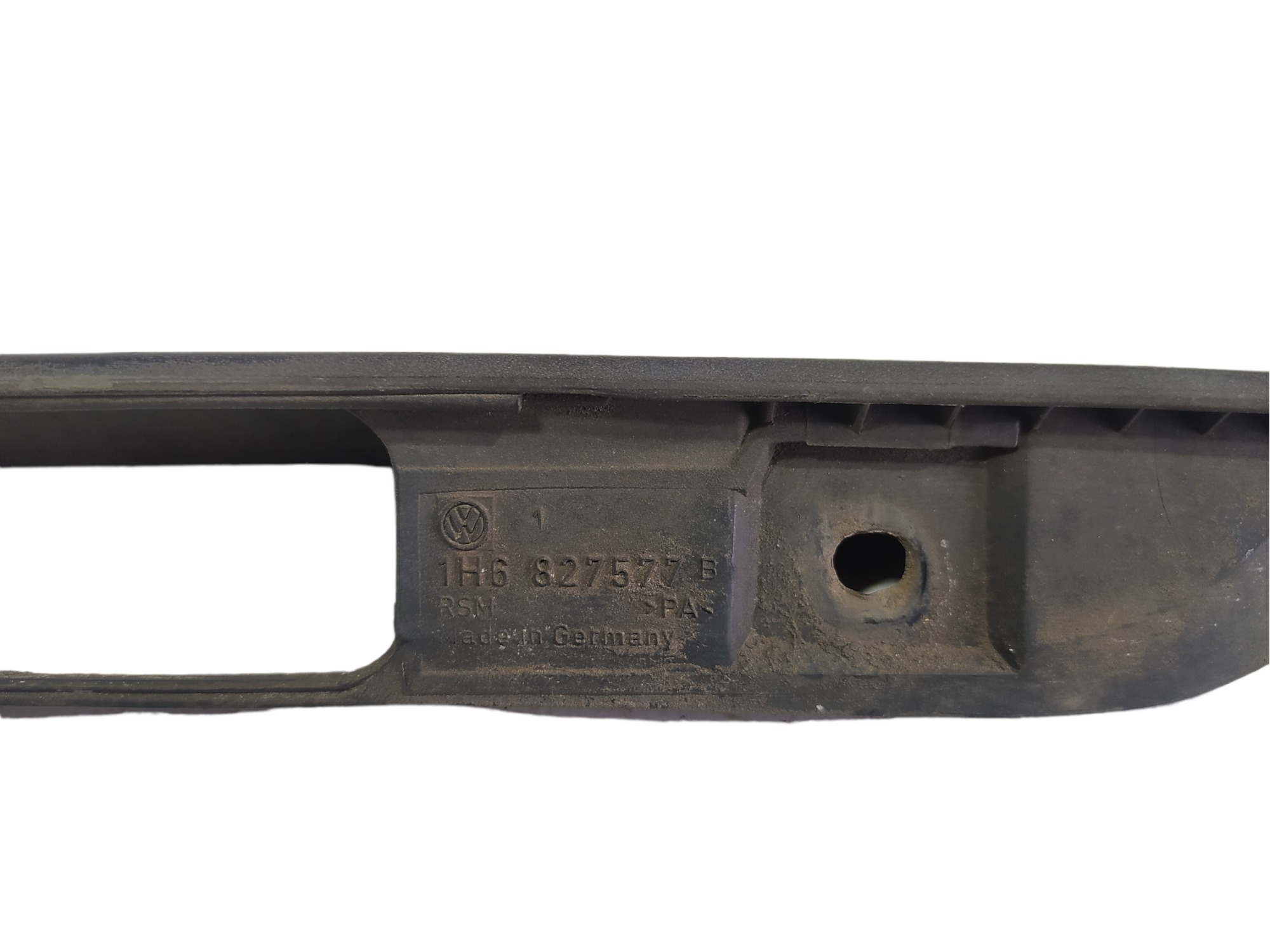 Aplique Tampa Traseira Vw Golf 1998 1h6827577 V166 9