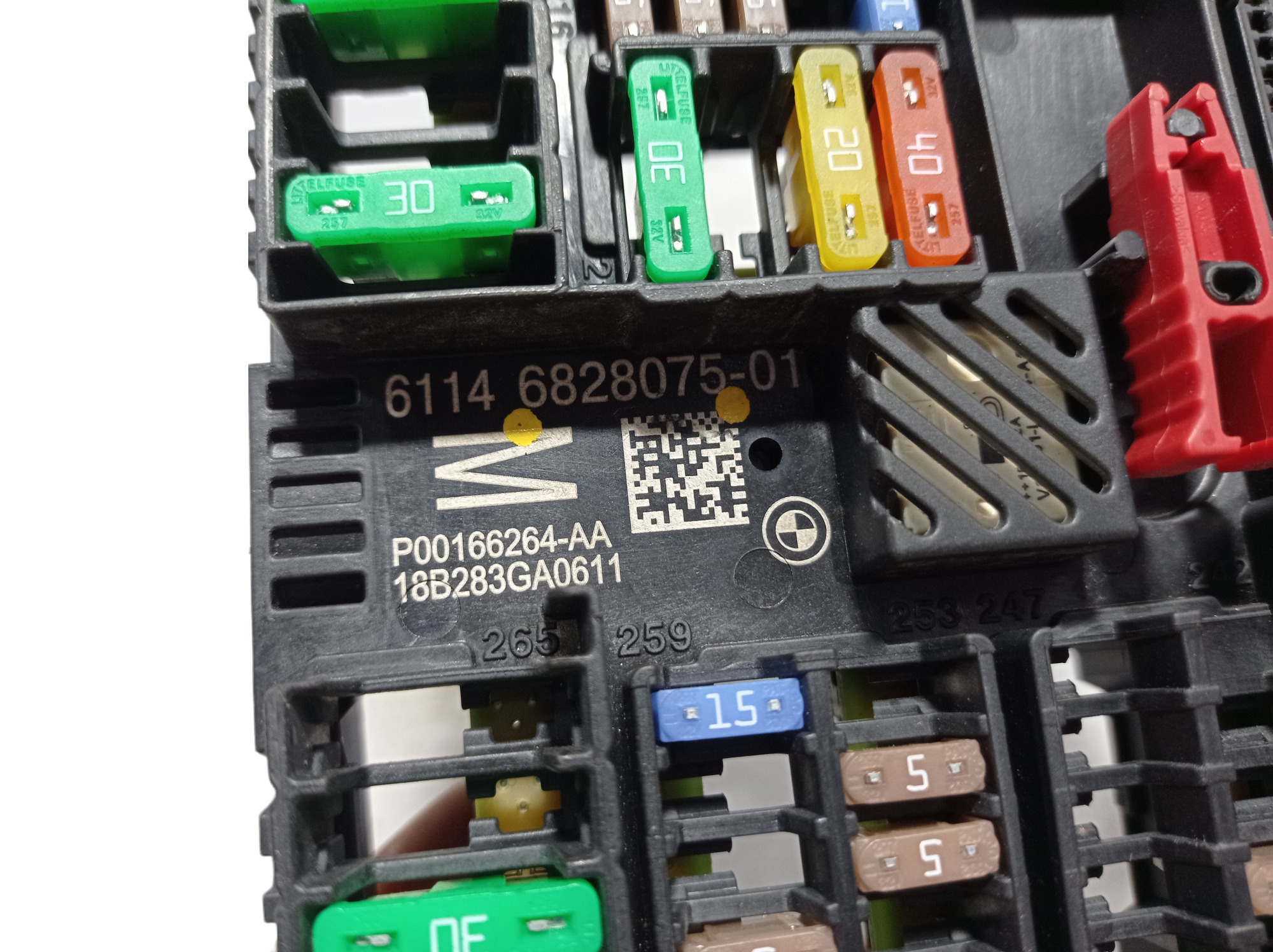 Caixa  Fusível Porta Mala Bmw X4 30i 2019 6828075 V350 6