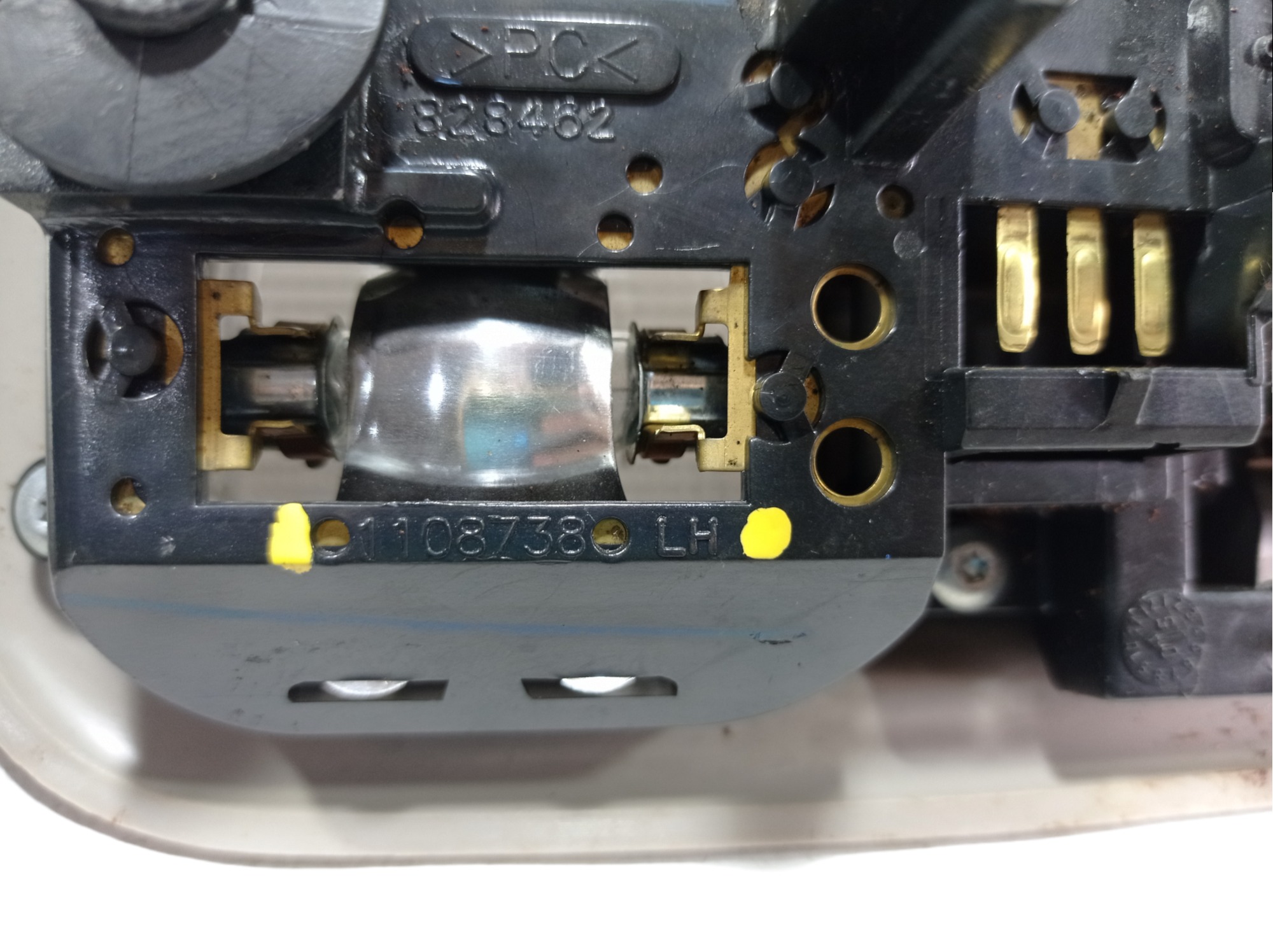 Luz Cortesia Teto Traseira Esquerda Grand Caravan 2006 V487 9