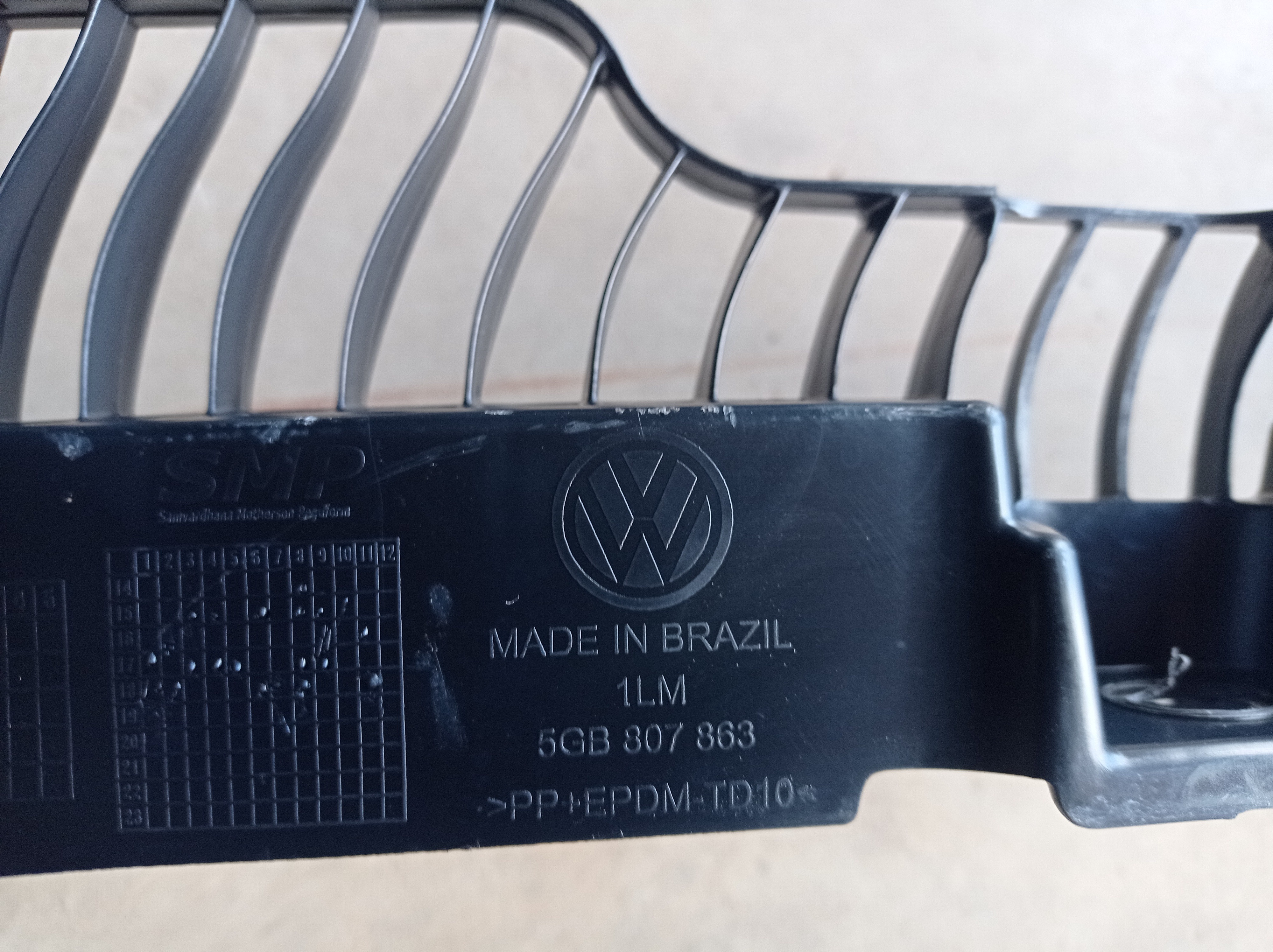 Guia Parachoque Traseiro Vw Golf Gti 2019 V563 9