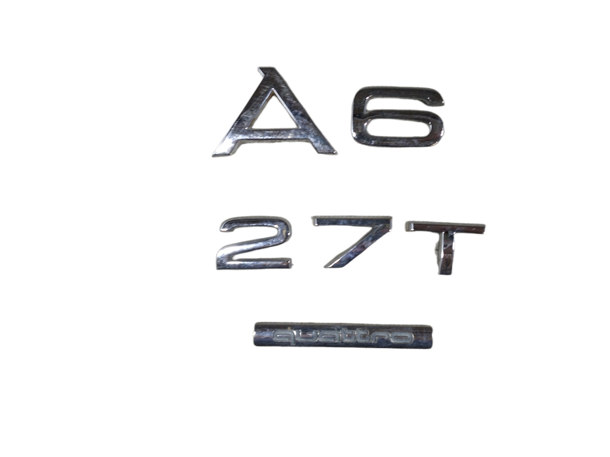 Emblema Tampa Traseira Audi A6 2001 2.7 V261 Prata 4
