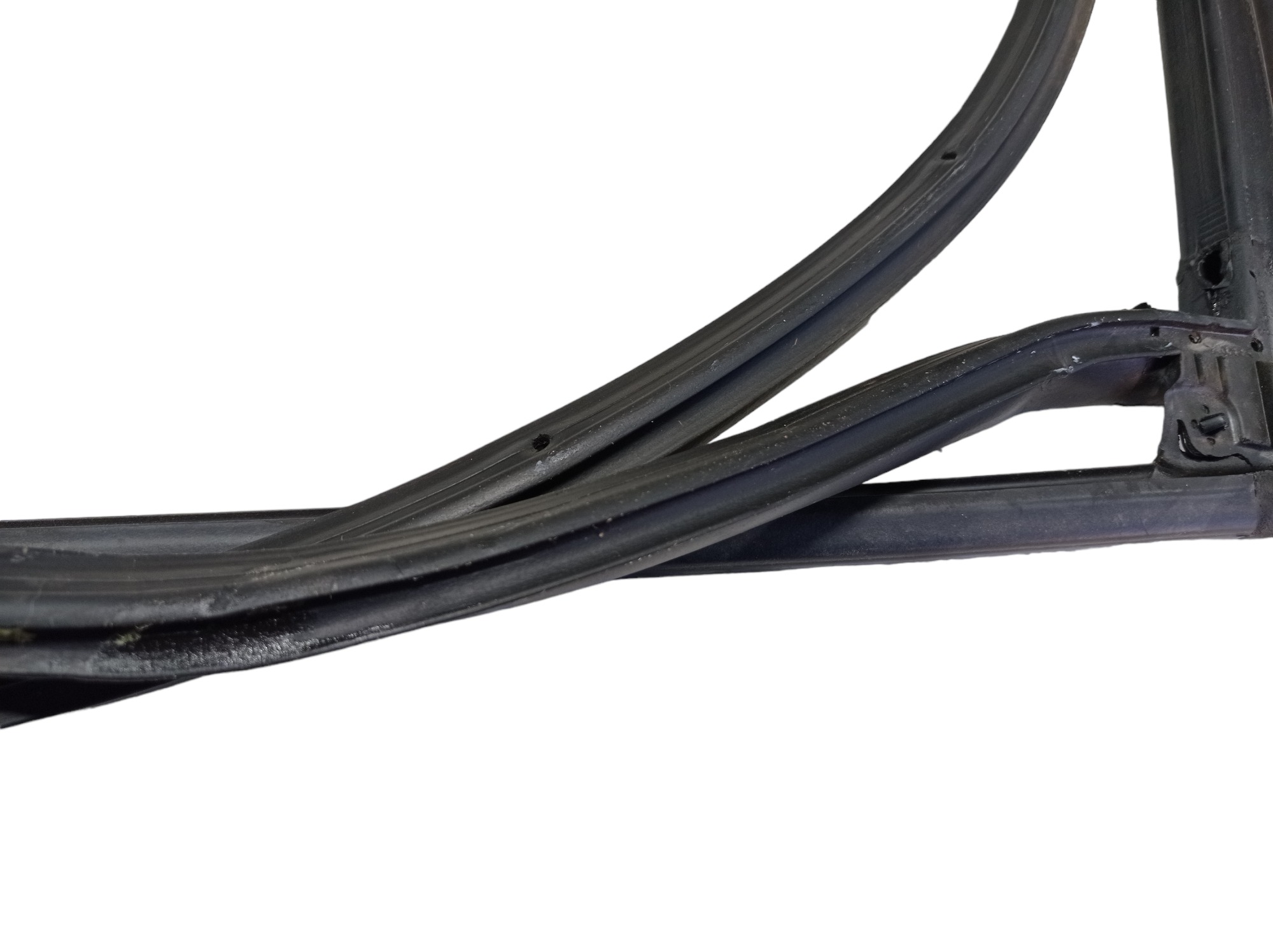Borracha Vidro Lateral Traseiro Direito Hyundai Ix35 19 V556 1