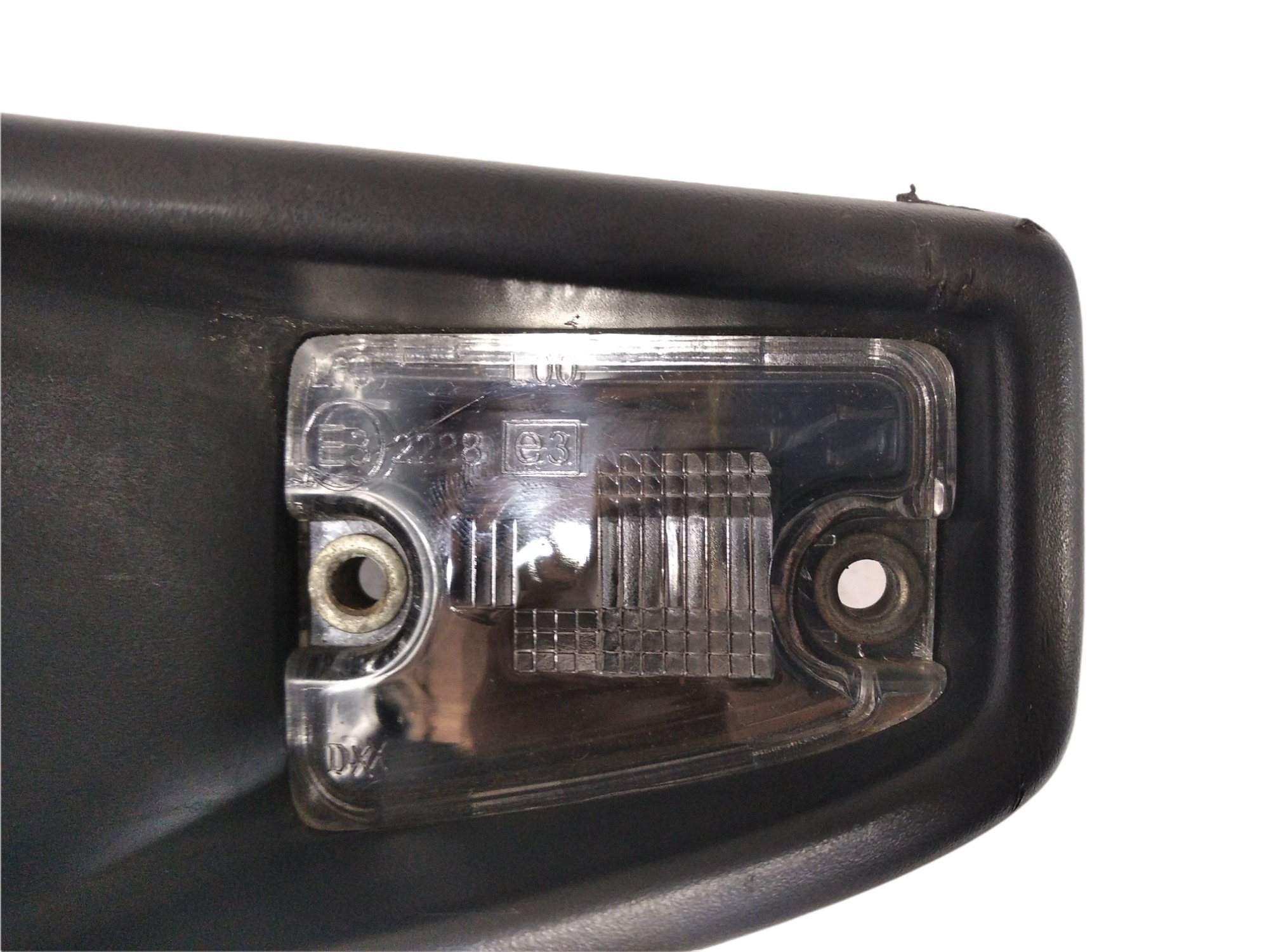Luz Direita Placa Fiat Strada Adv  735360658  V255 2