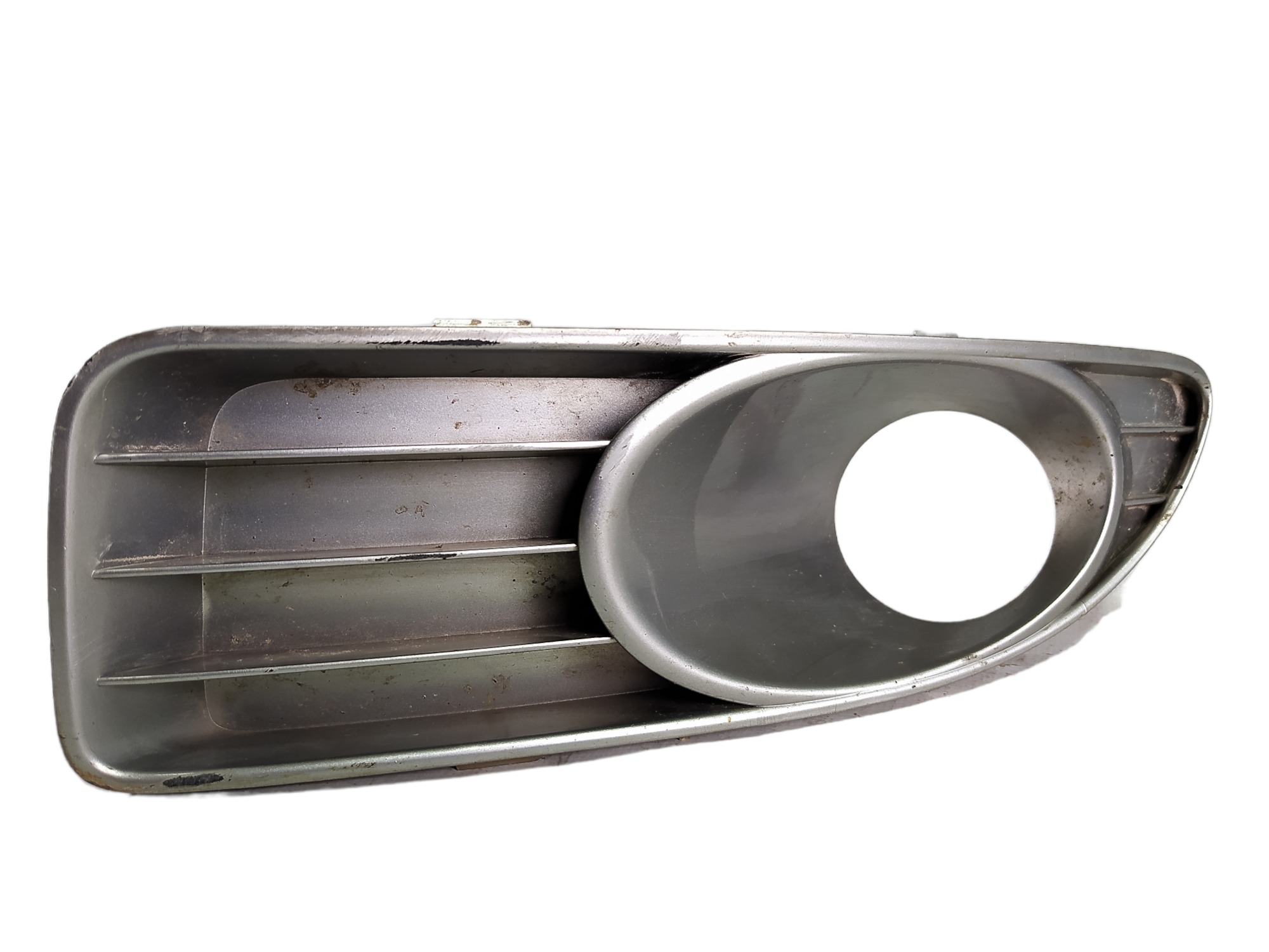 Grade Farol Milha Esquerdo Fiat Linea 1.8 2012 60643 V468 9