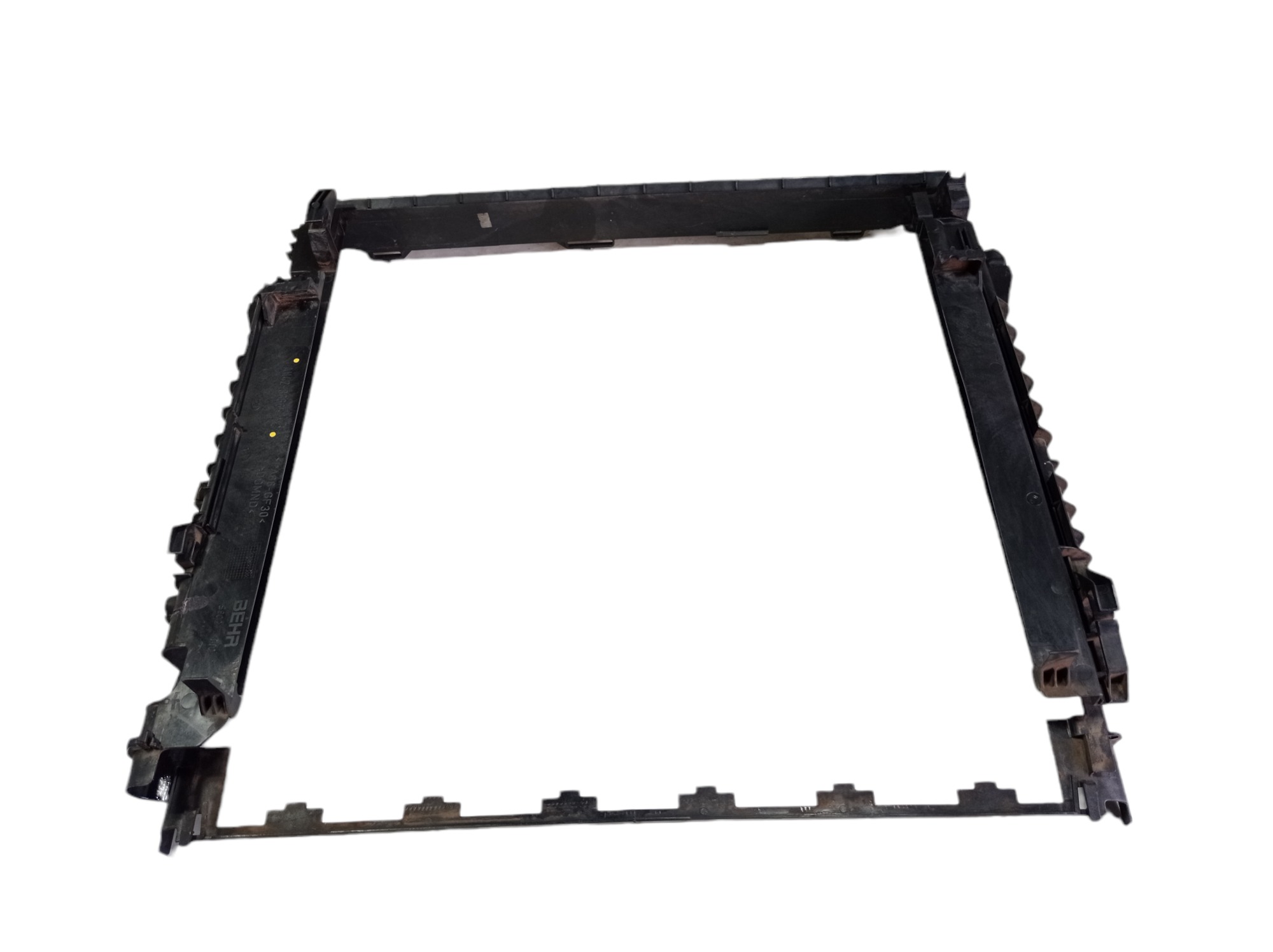 Moldura Radiador Condensador Range Rover Vogue 2011 V546 4