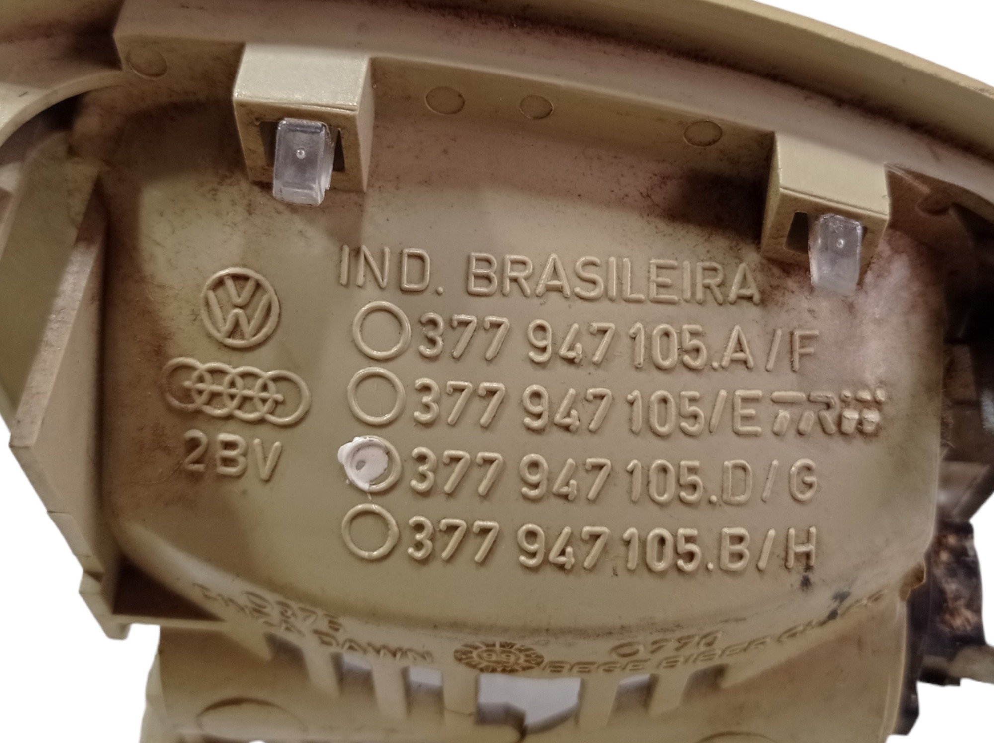 Luz Cortesia Teto Vw Gol 377947105a Vl 6