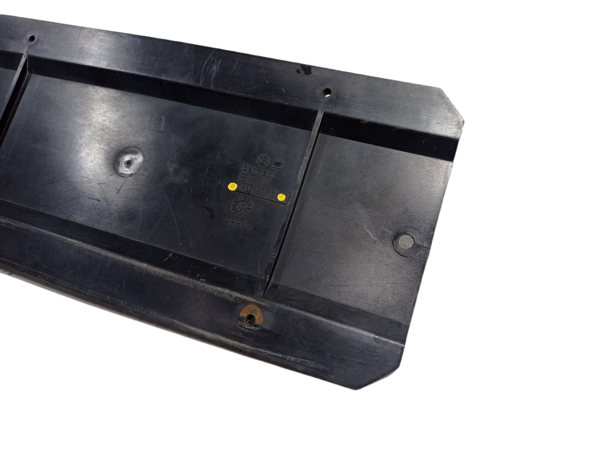 Suporte Placa Traseira Vw Jetta Audi A3 A4 2011 A 2016 V301 Preto 6