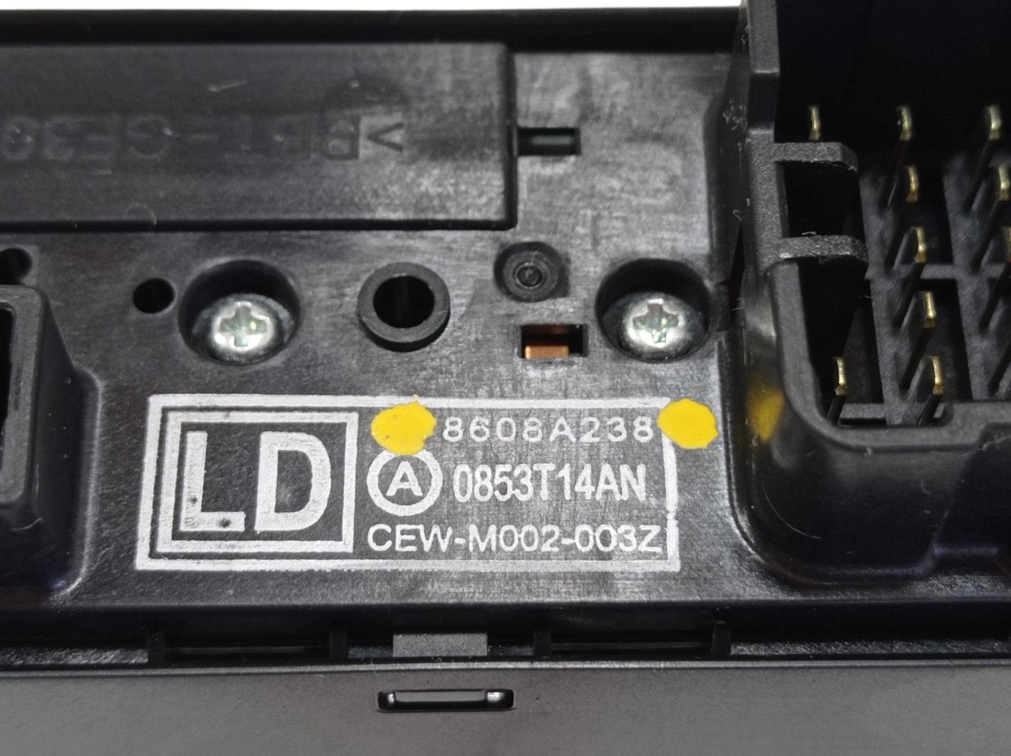 Comando Vidro Porta Dianteira Esquerda Outlander 2014 V551 8