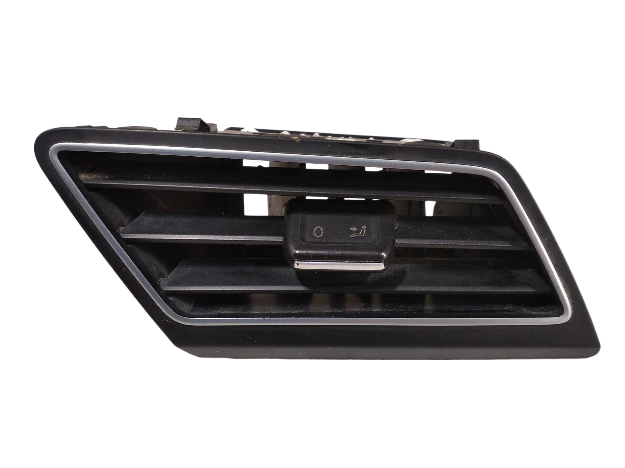 Difusor De Ar Direito Vw Saveiro Cross 2020 5u0819704 V467 1