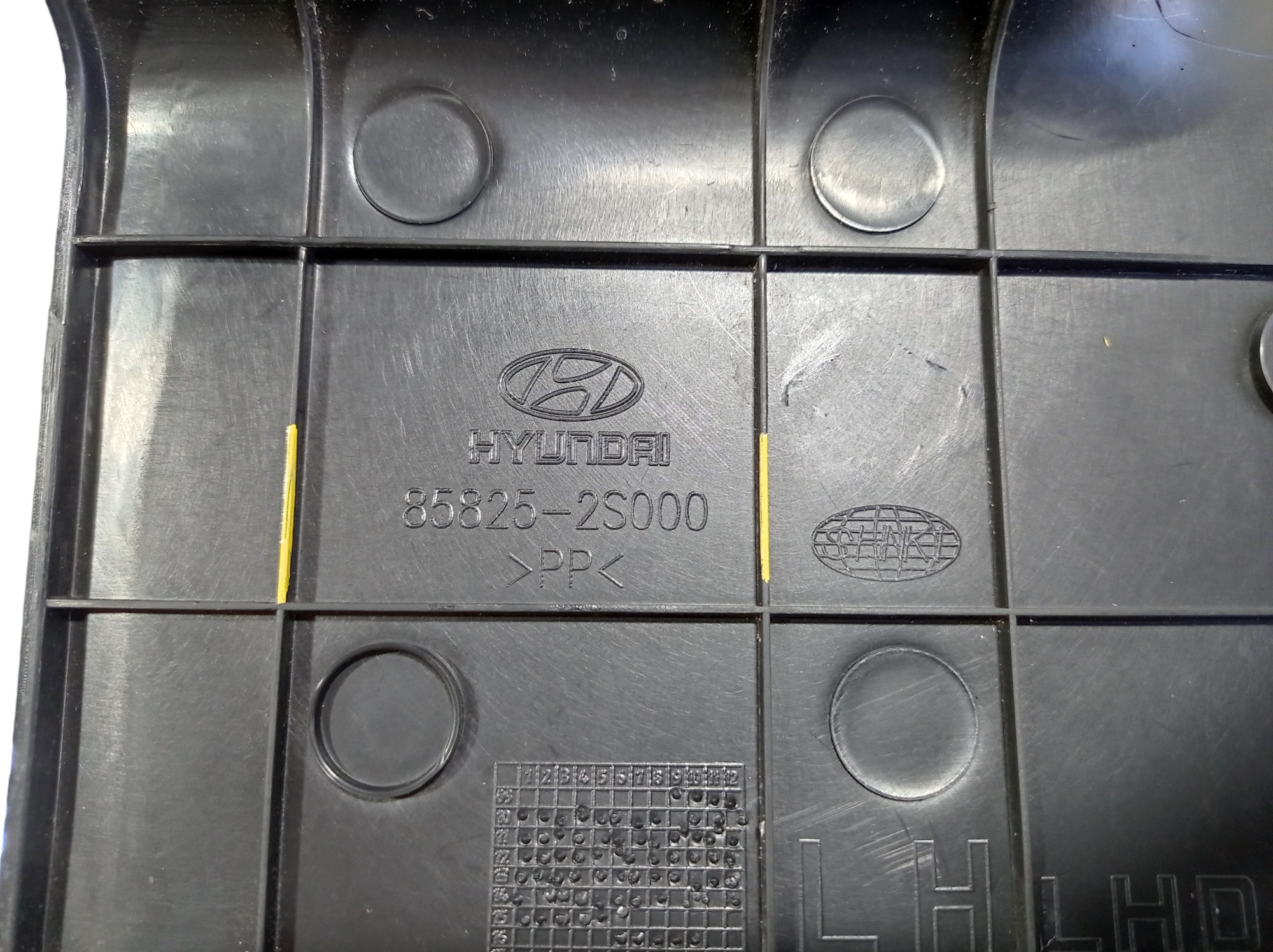 Acabamento Pé Coluna Dianteira Esquerda Hyundai Ix35 19 V556 8