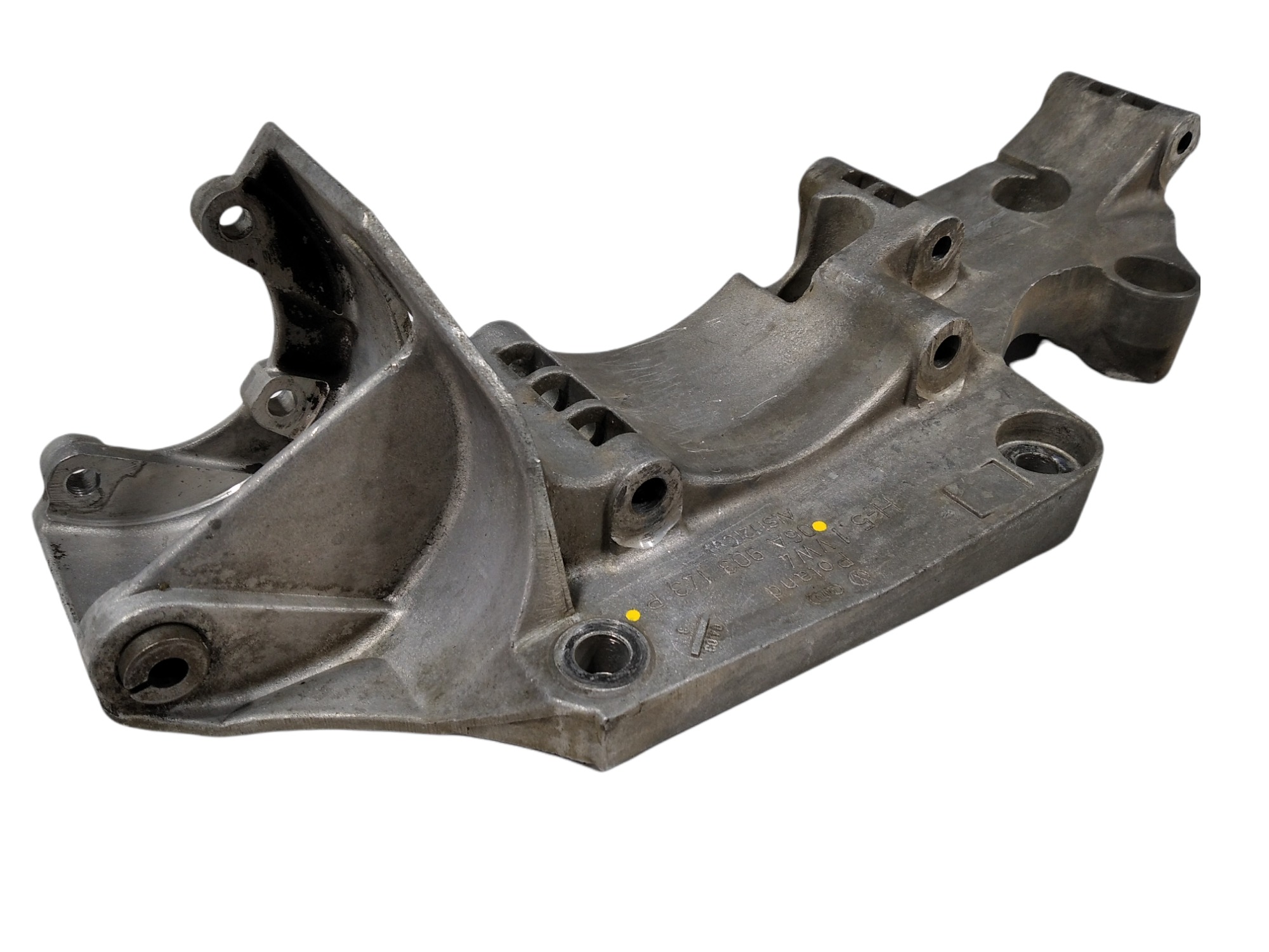 Suporte Compressor Alternador Vw Golf A3 1.6 2.0 V307 3