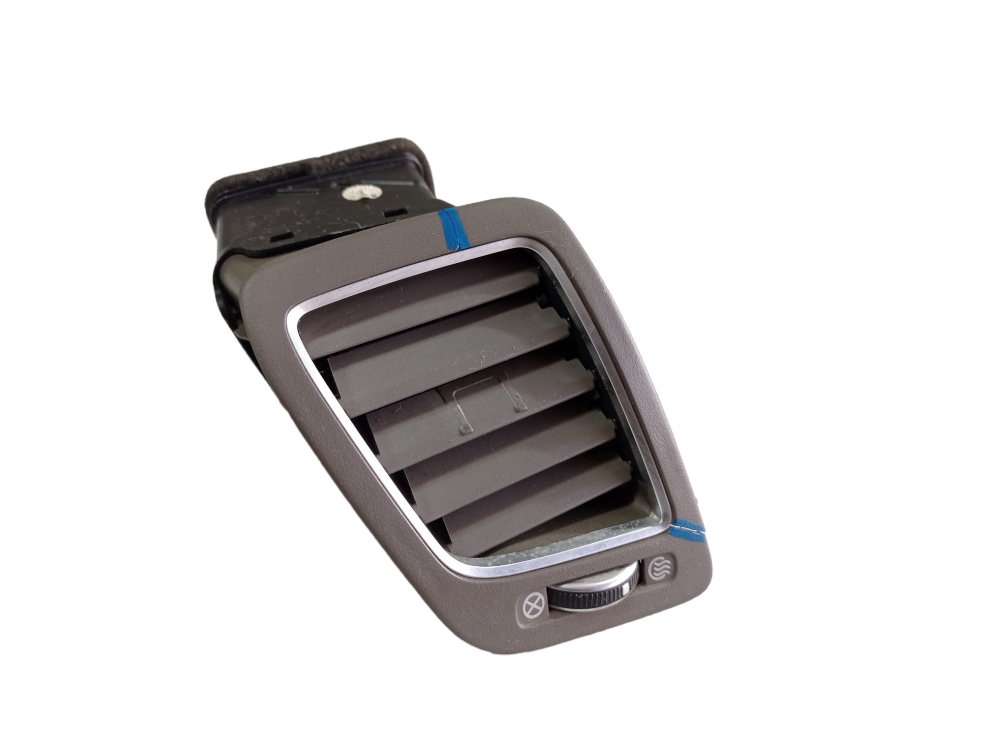 Difusor De Ar Esquerdo Painel Kia Cadenza 2011 A 2013 V547 2