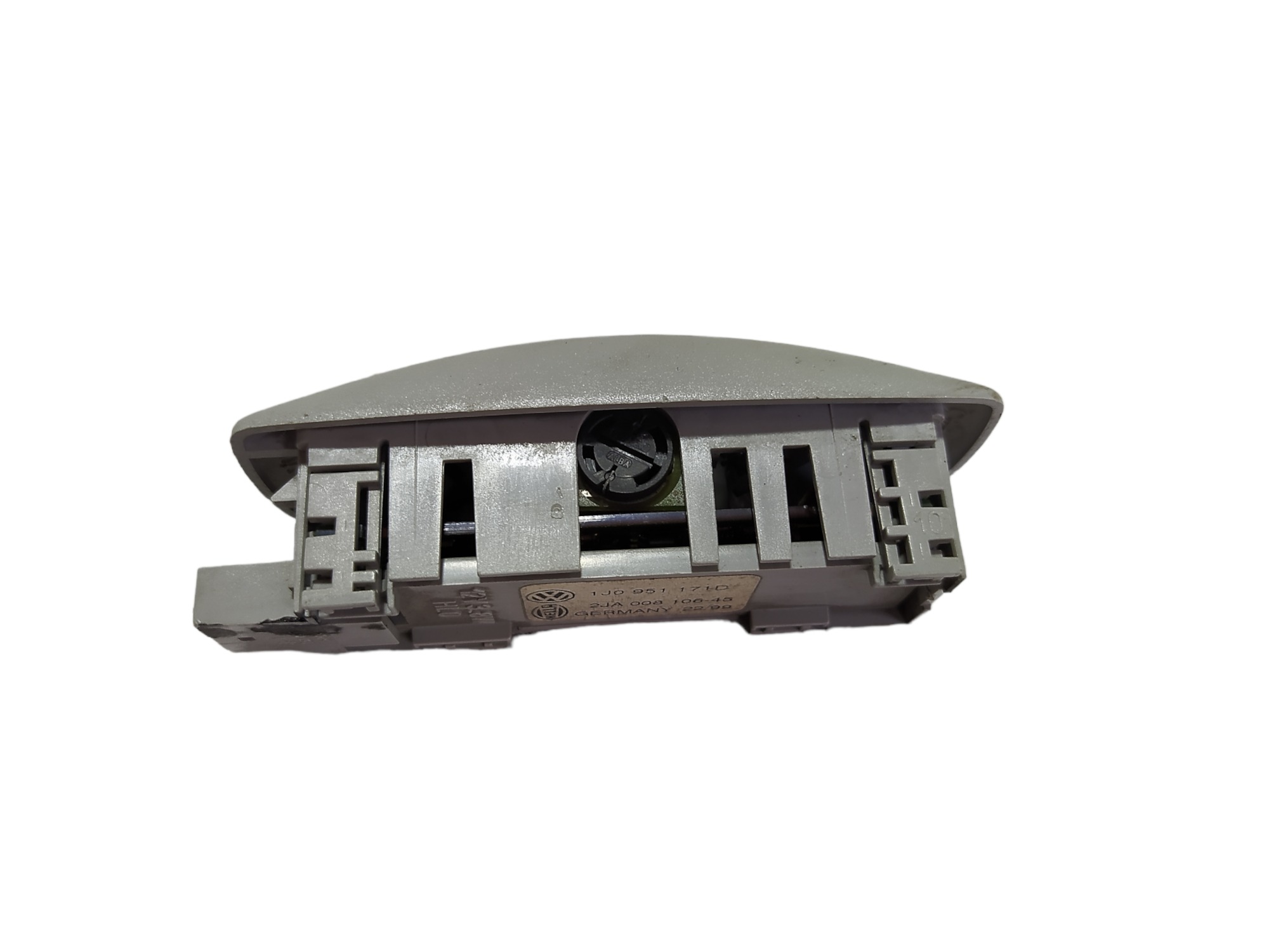 Luz Cortesia Traseira Esquerda Vw Golf 2.0 2000 V478 4