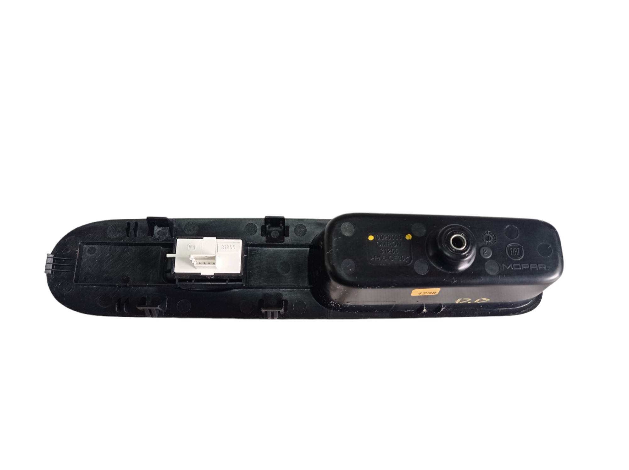 Moldura Botão Porta Diant Dir Fiat Mobi Way On 2016 25 V438 7