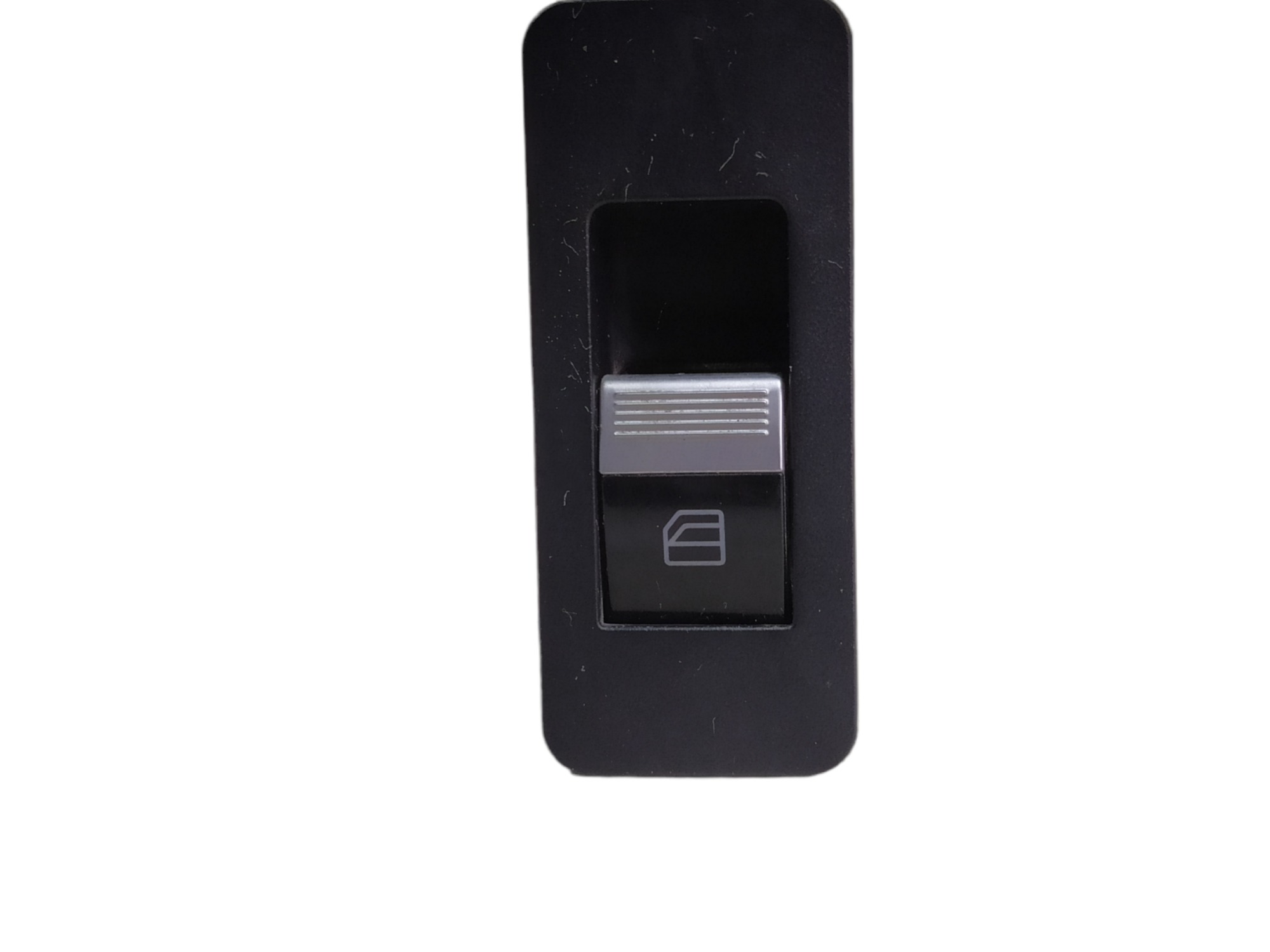 Botao Vidro Traseiro Direito Lifan X60 2015 B3746220a2 V466 4