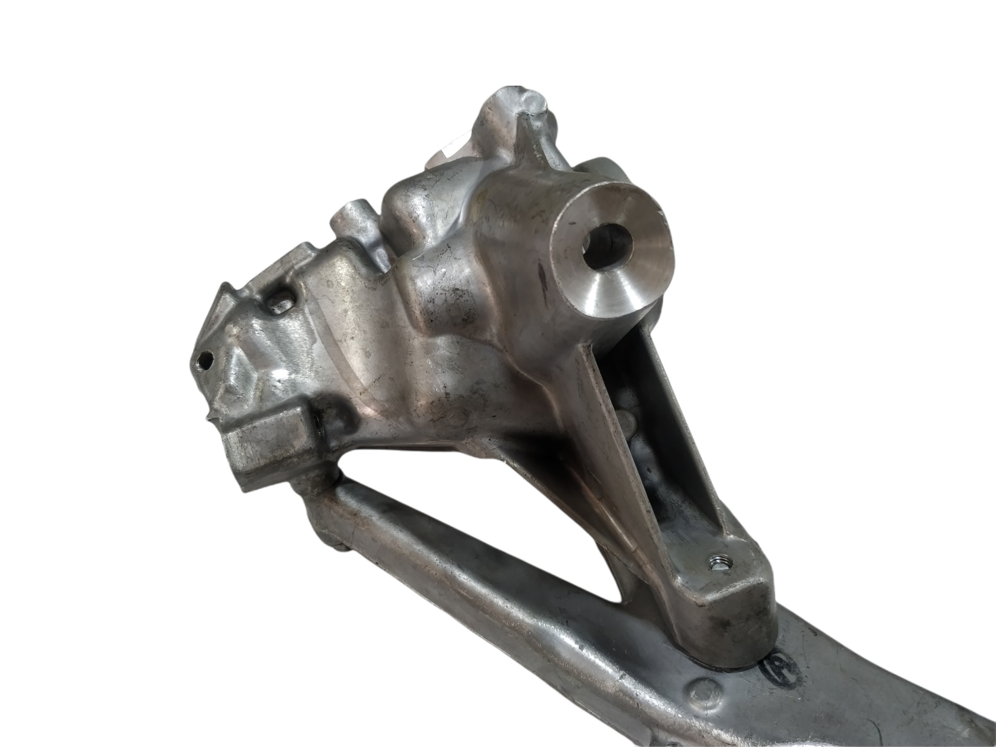 Suporte Compressor Ar Condicionado Volvo Xc70 2007 V64 8