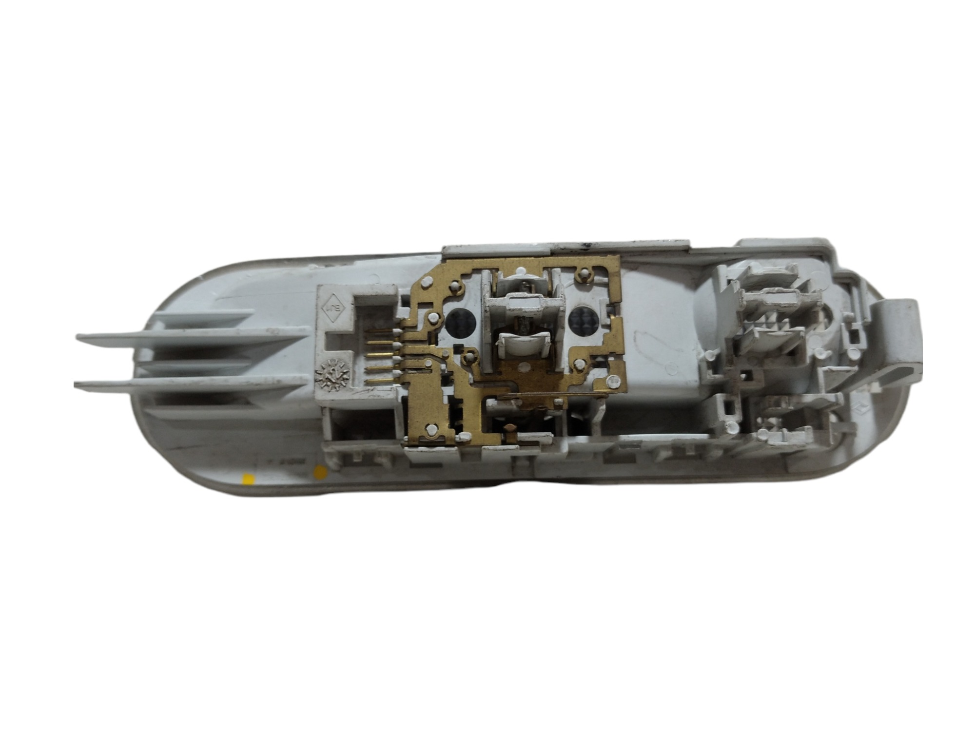 Luz Cortesia Dianteira Nissan Versa Renault Logan Clio V131 4