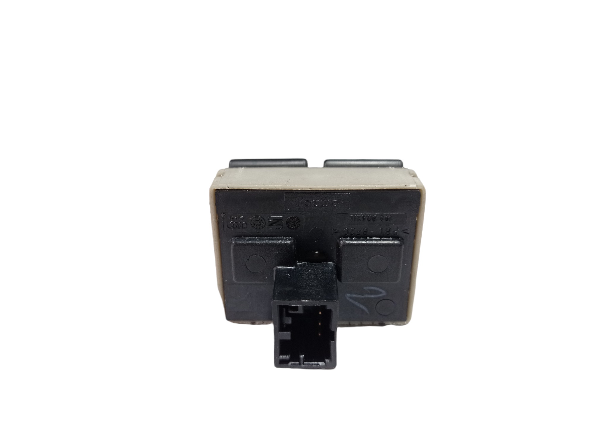 Botão Vidro Dianteiro Esquerdo Vw Fox G2 2014  V340 4