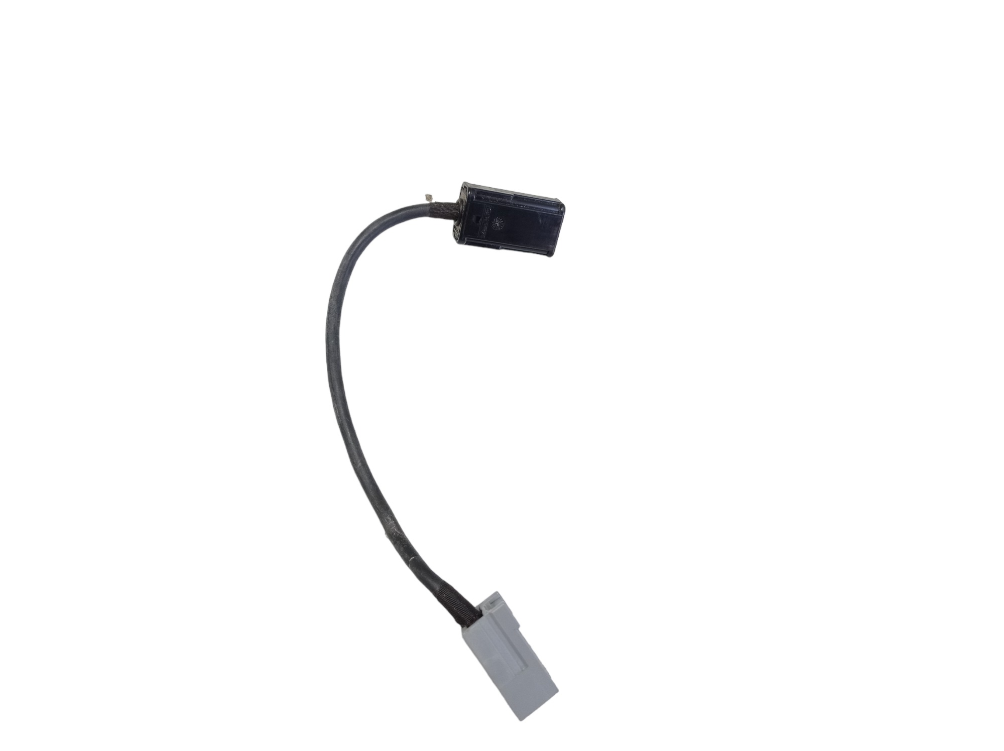 Entrada Usb Honda Accord 2011 V557 3