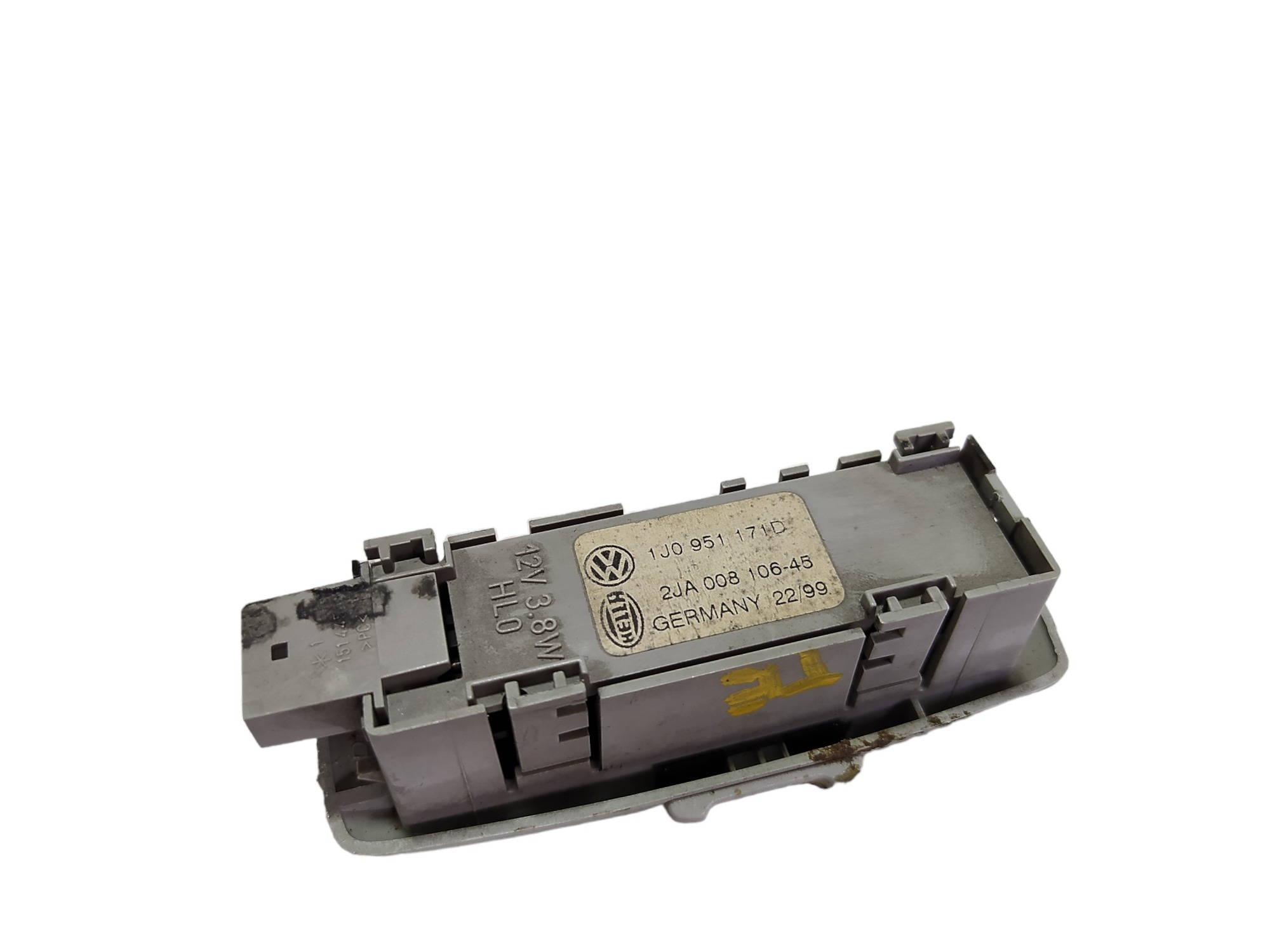Luz Cortesia Traseira Esquerda Vw Golf 2.0 2000 V478 5