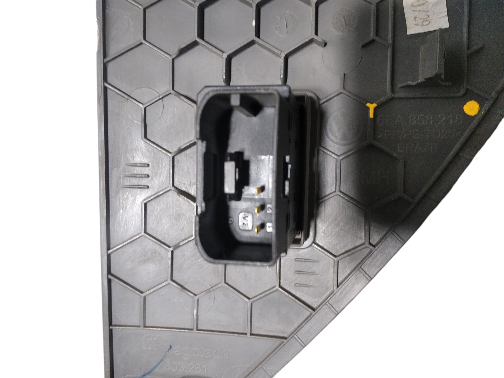 Acabamento Direito Painel Vw Polo 2018 V329 6ea858218 9