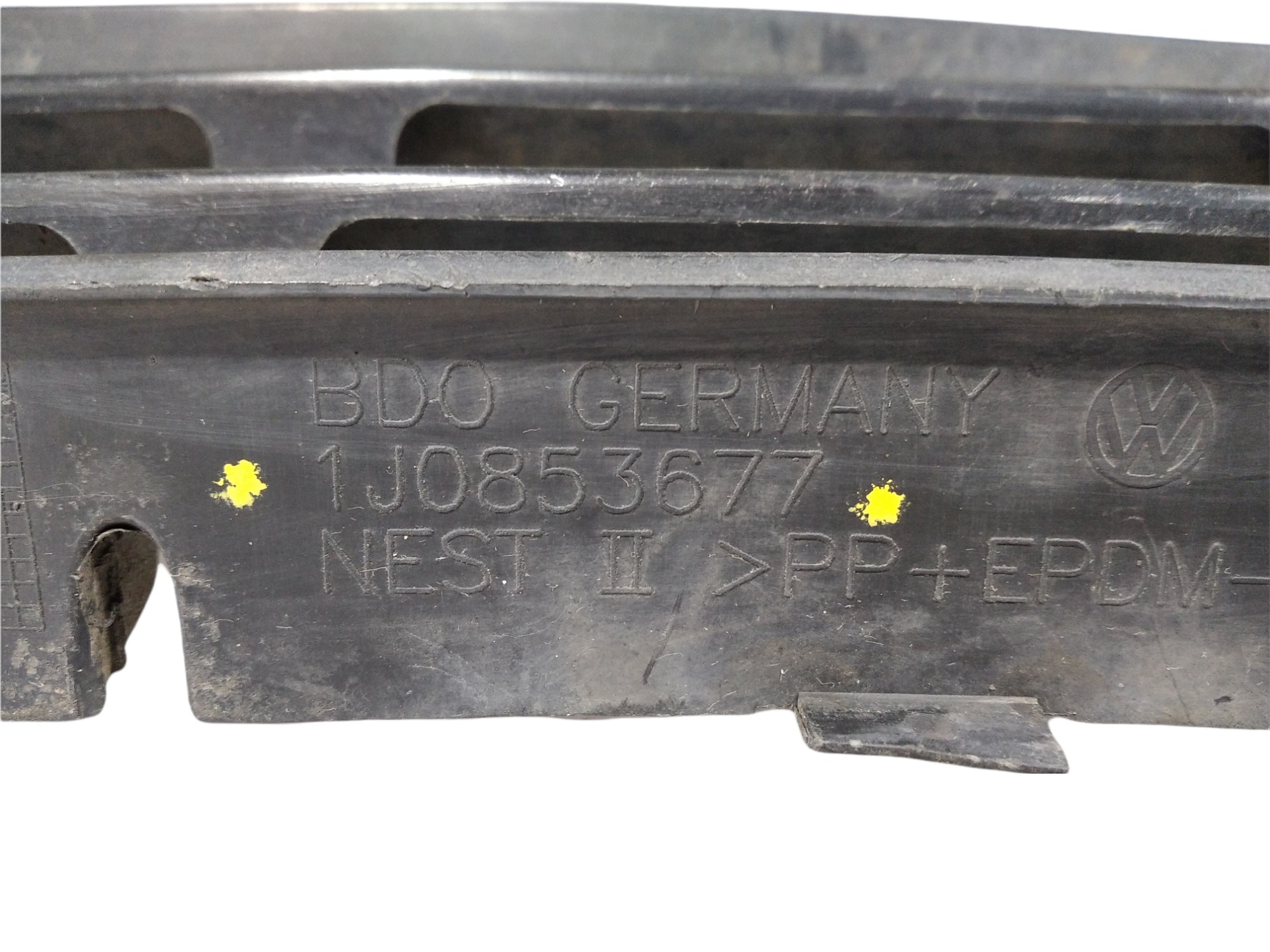 Grade Central Parachoque Volkswagen Golf .16 2002 V373 4