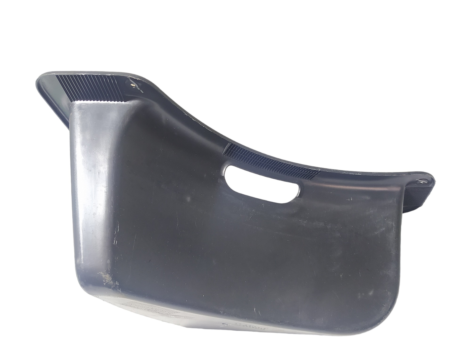Acabamento Esquerdo  Porta Mala Jeep Grand Cherokee 14 V580 5