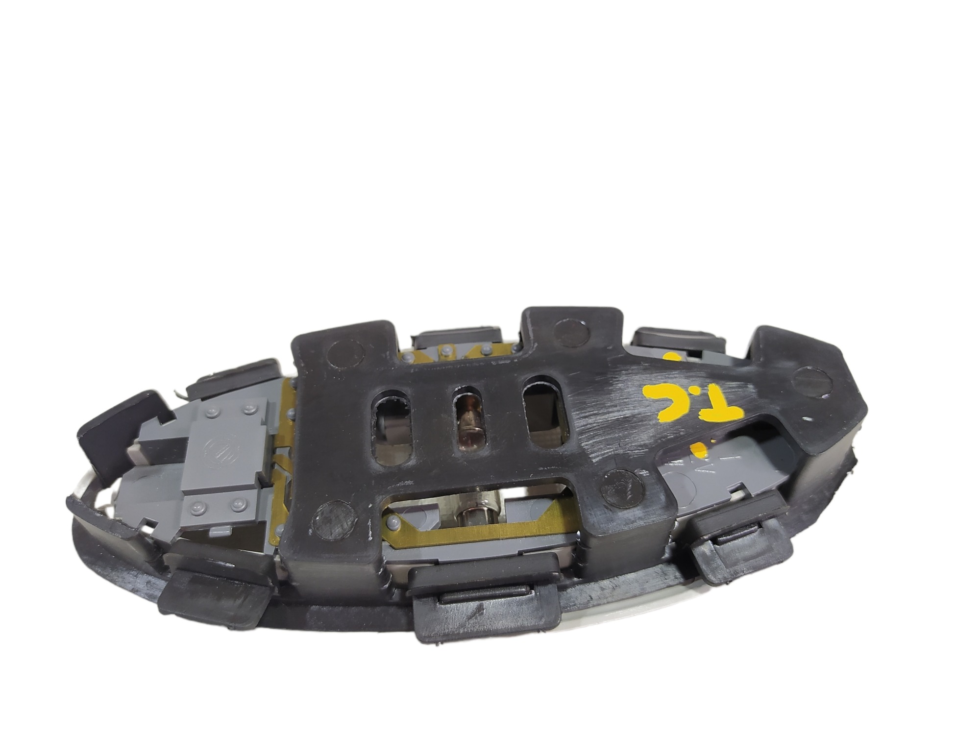 Luz Cortesia Traseiro Central Fiat Linea 1.8 2012 V468 8