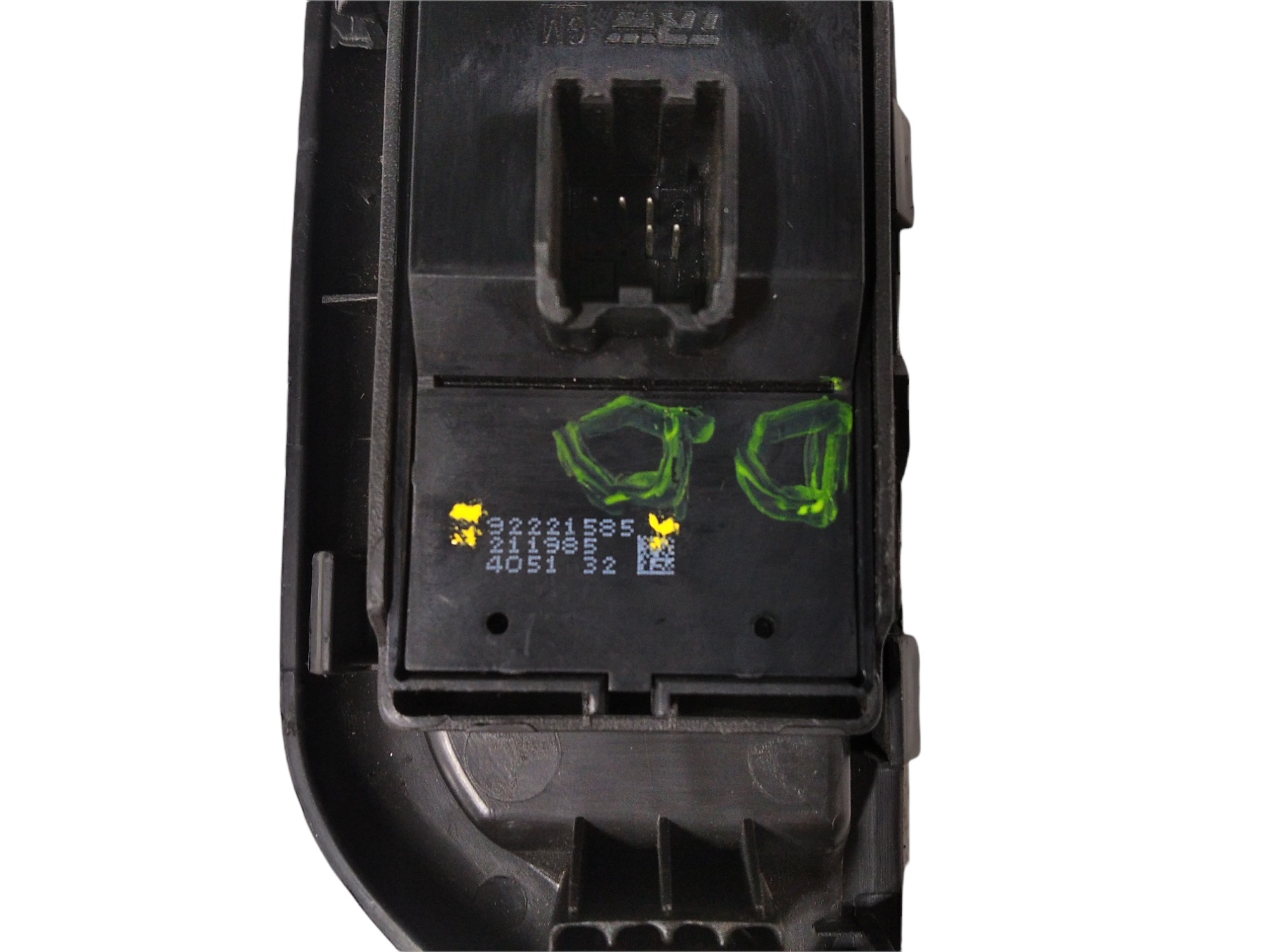 Botão Vidro Dianteiro Direito 2015 Gm Onix V248 8