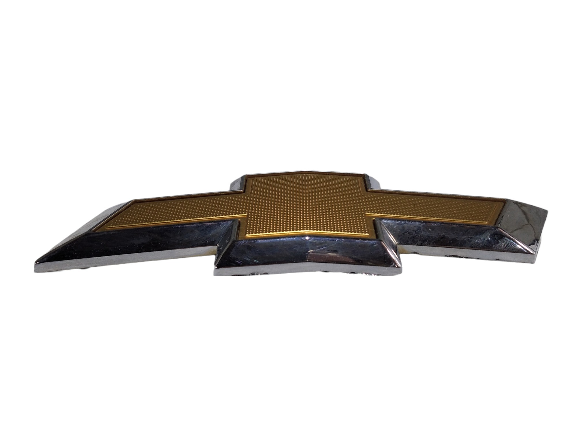 Emblema Tampa Traseira Gm Prisma Lt 2019 V338 Dourado / Prata 4