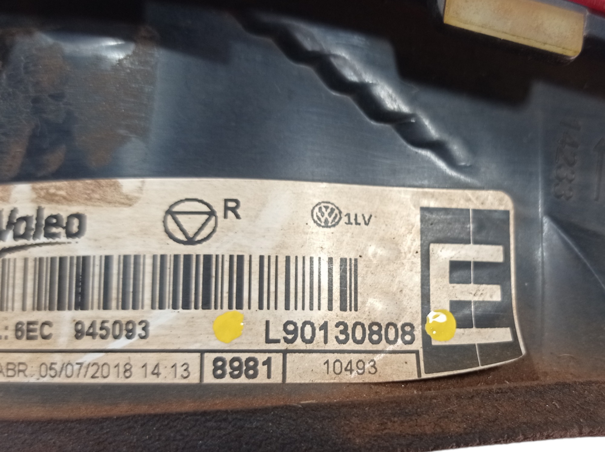 Lanterna Esquerda Tampa Traseira Vw Virtus 2017 A 2021 V559 9