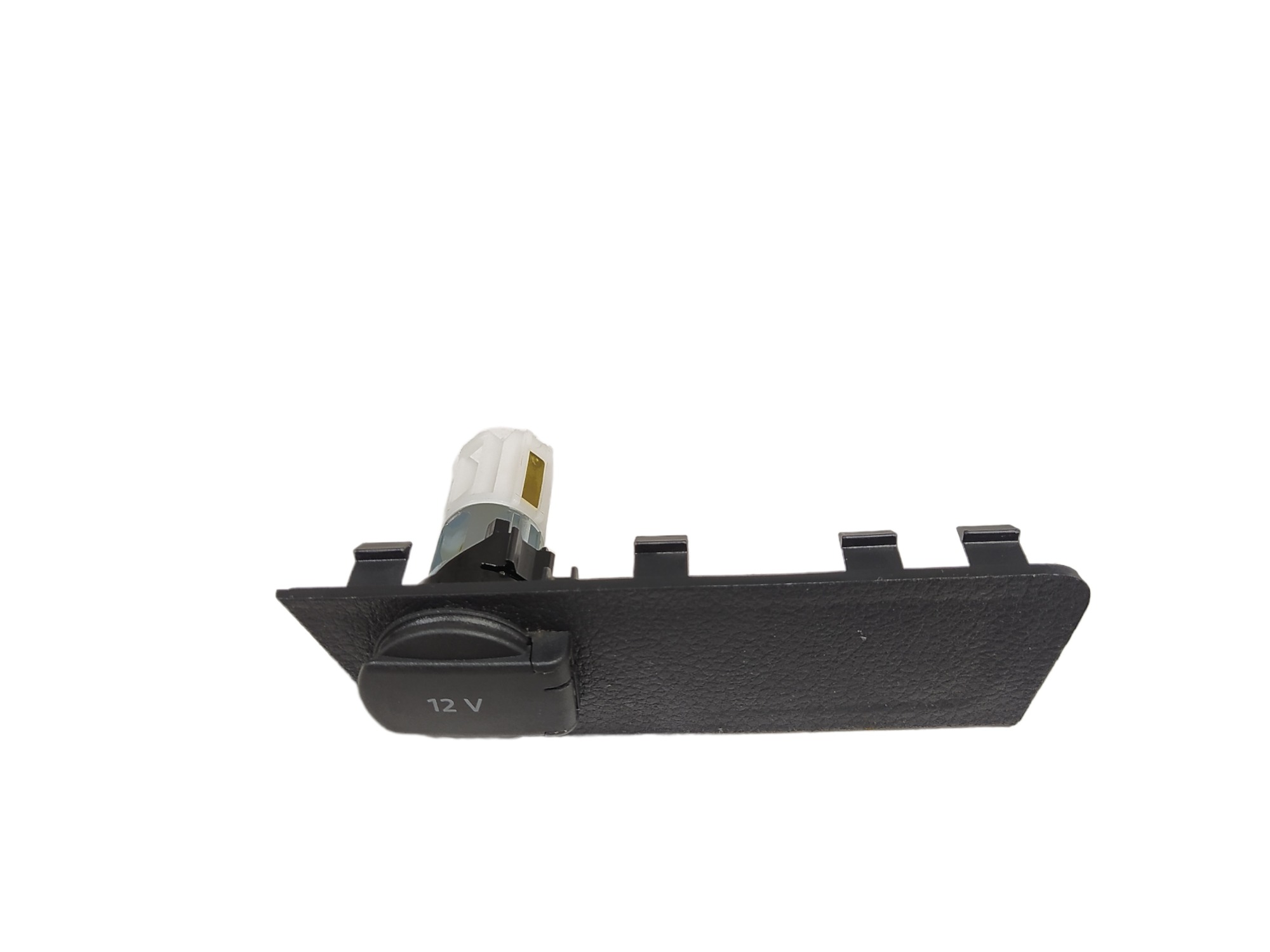 Tomada 12v Vw Saveiro Cross 1.6 2020 5u1863617 V467 2